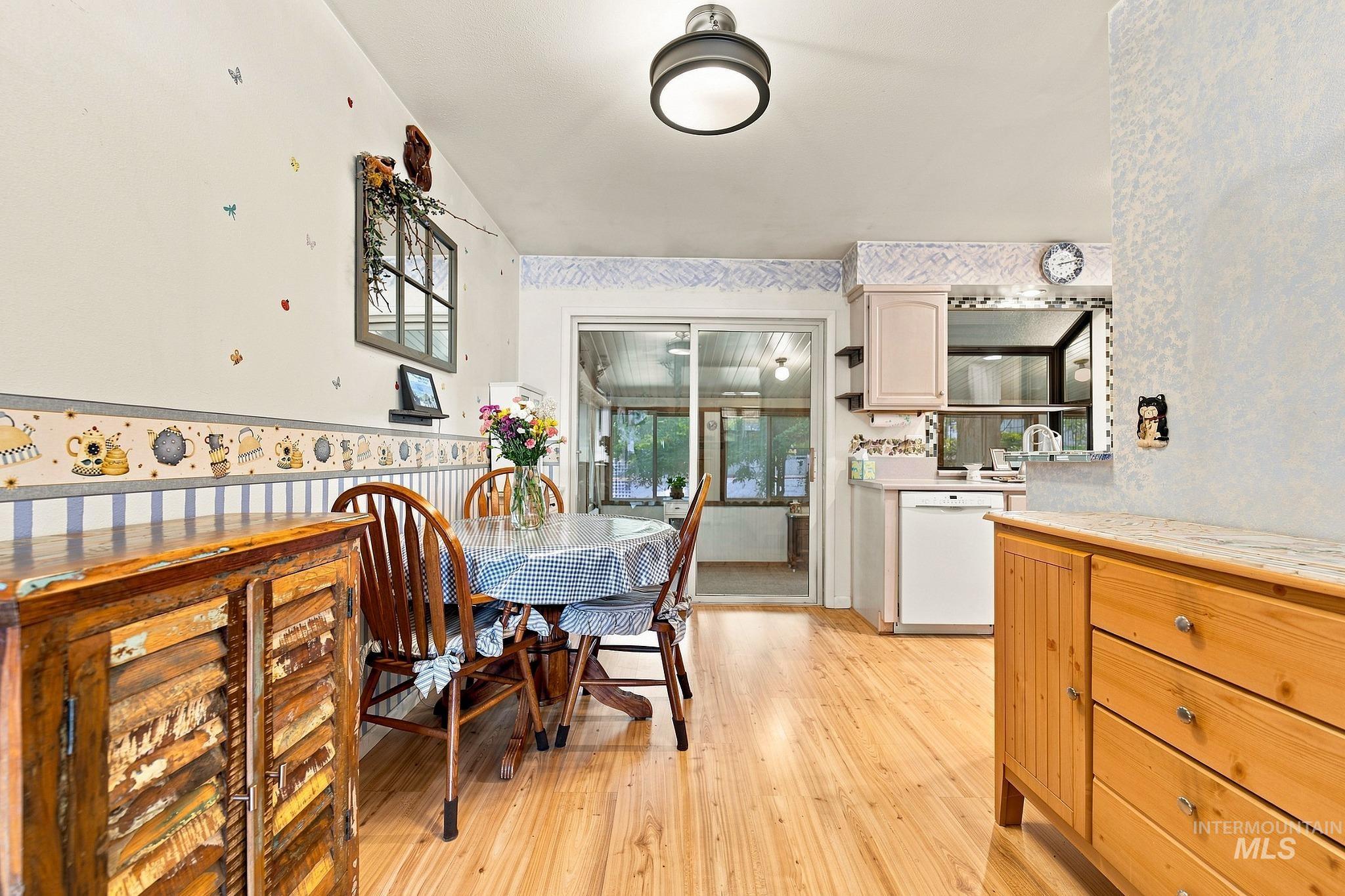 248 N Cobblestone Ln. Property Photo 8