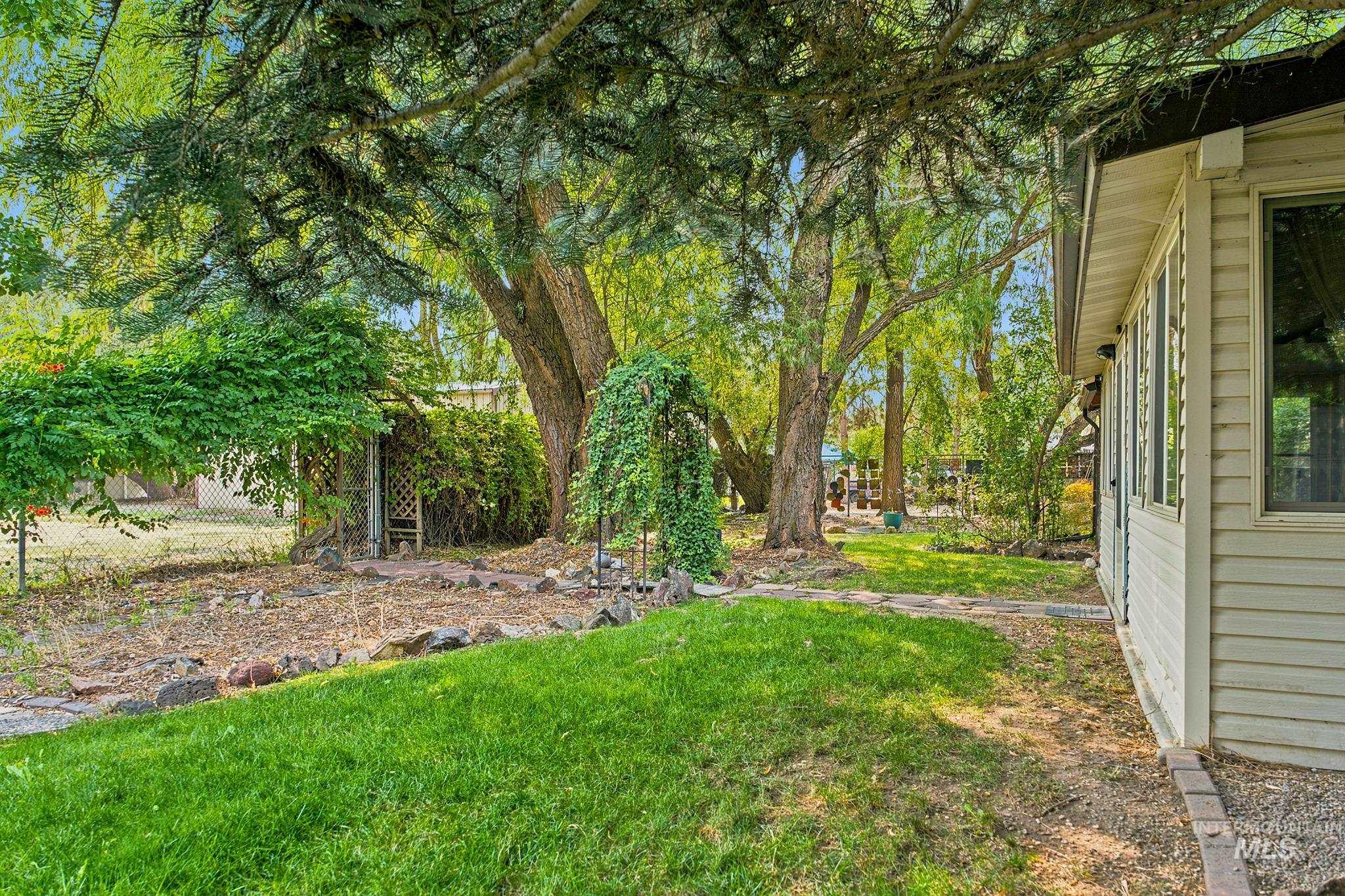 248 N Cobblestone Ln. Property Photo 25