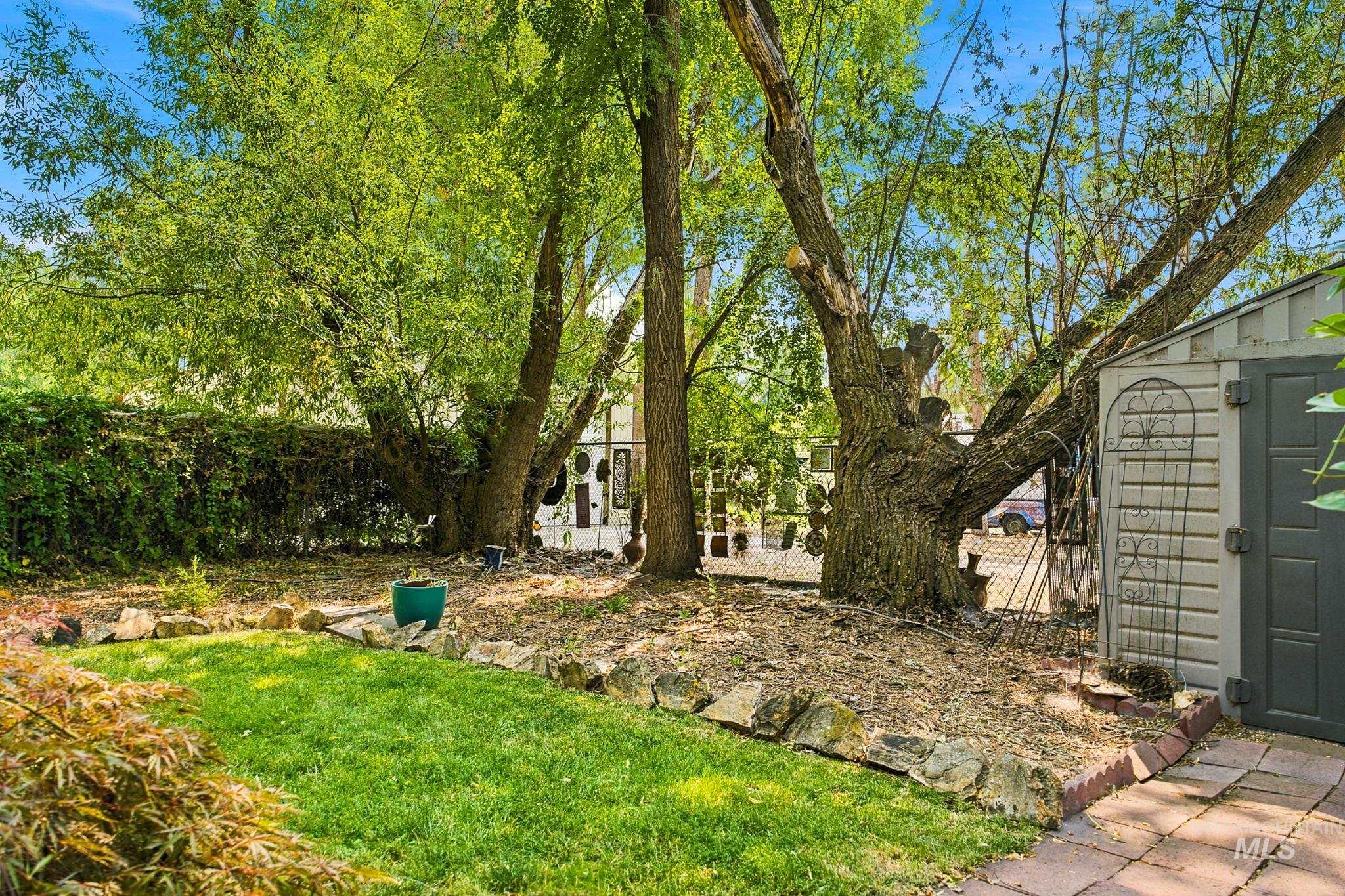 248 N Cobblestone Ln. Property Photo 26