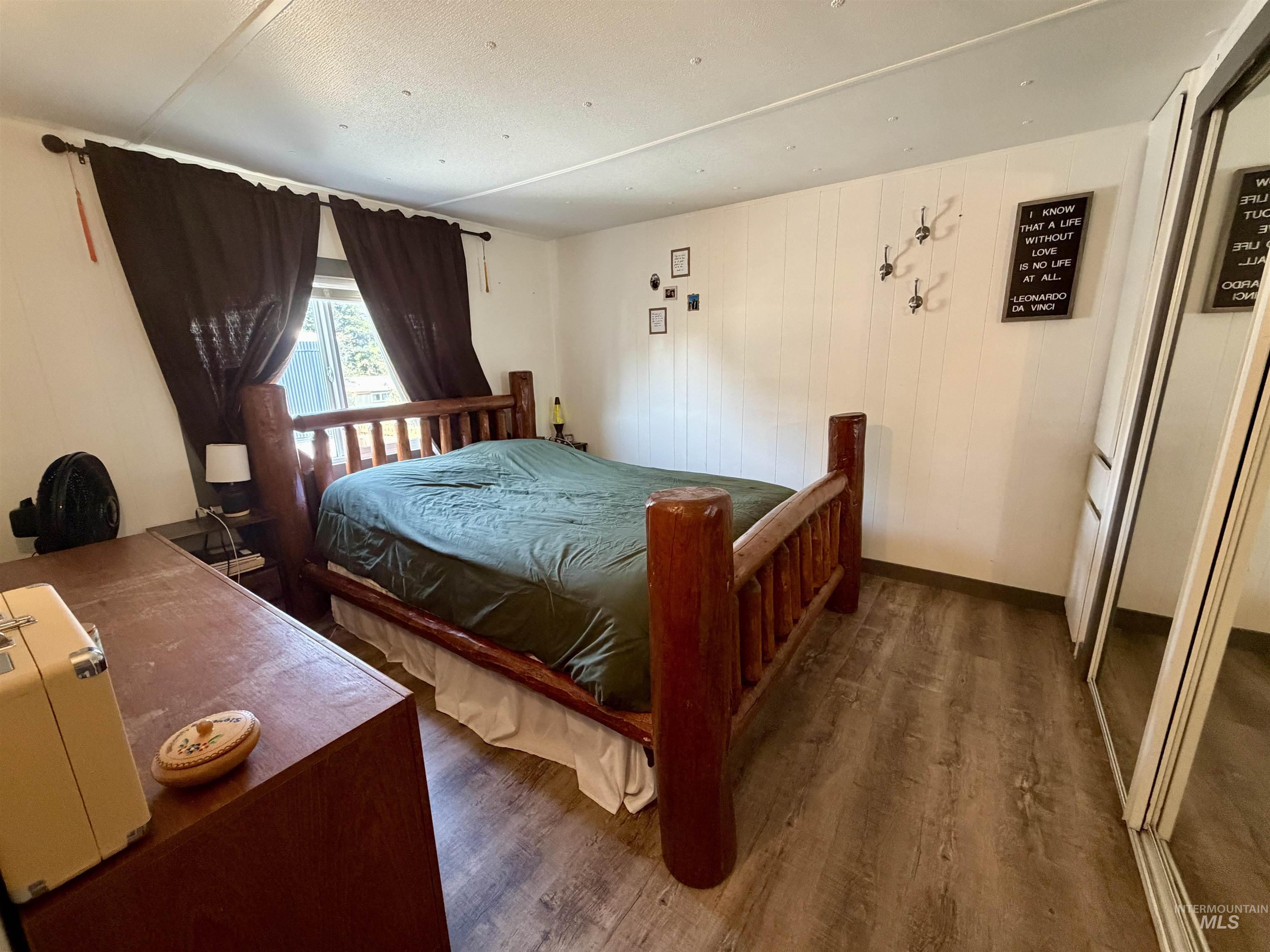 411 N Almon Property Photo 16