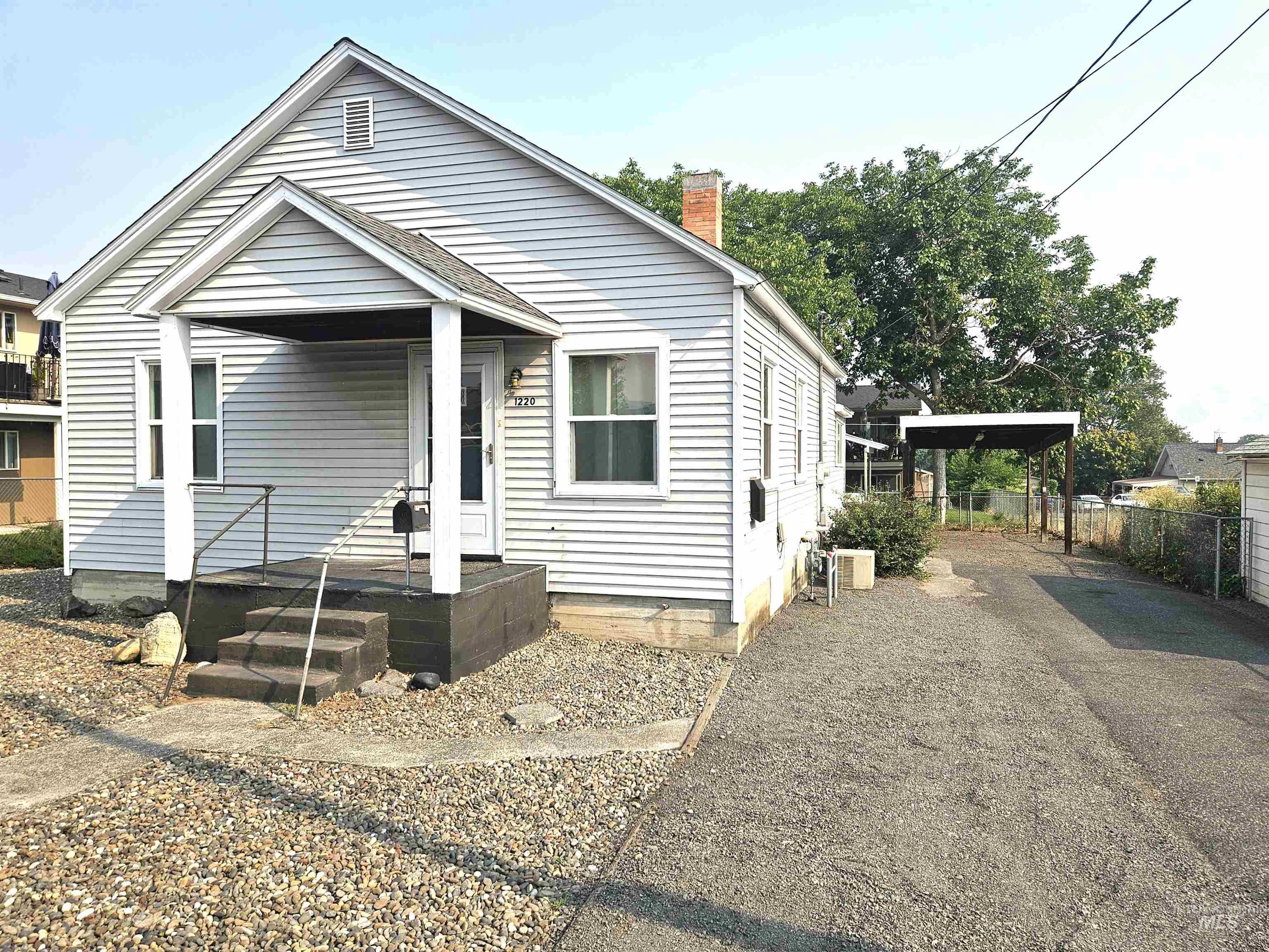 1220 Highland Property Photo 33
