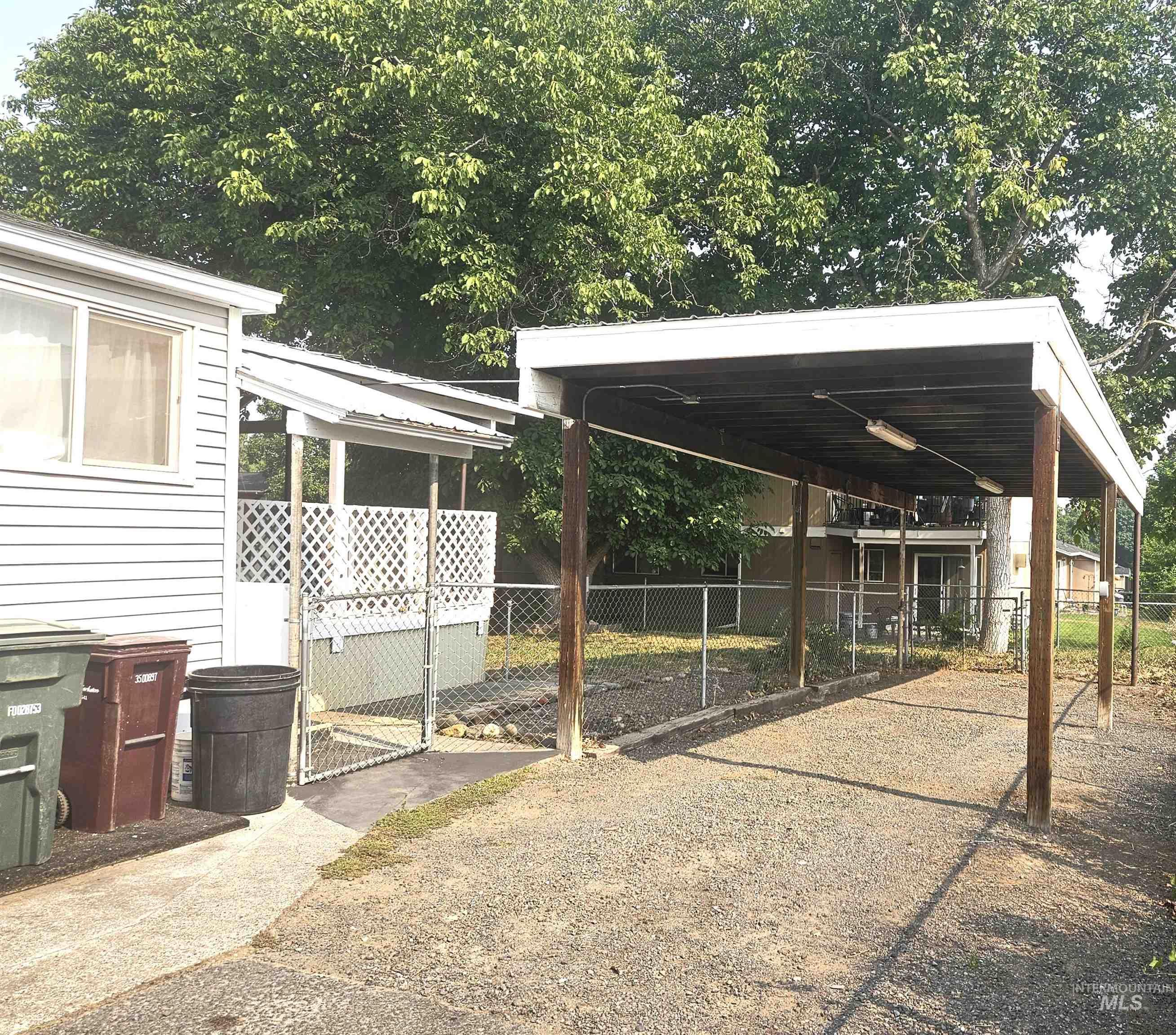 1220 Highland Property Photo 36