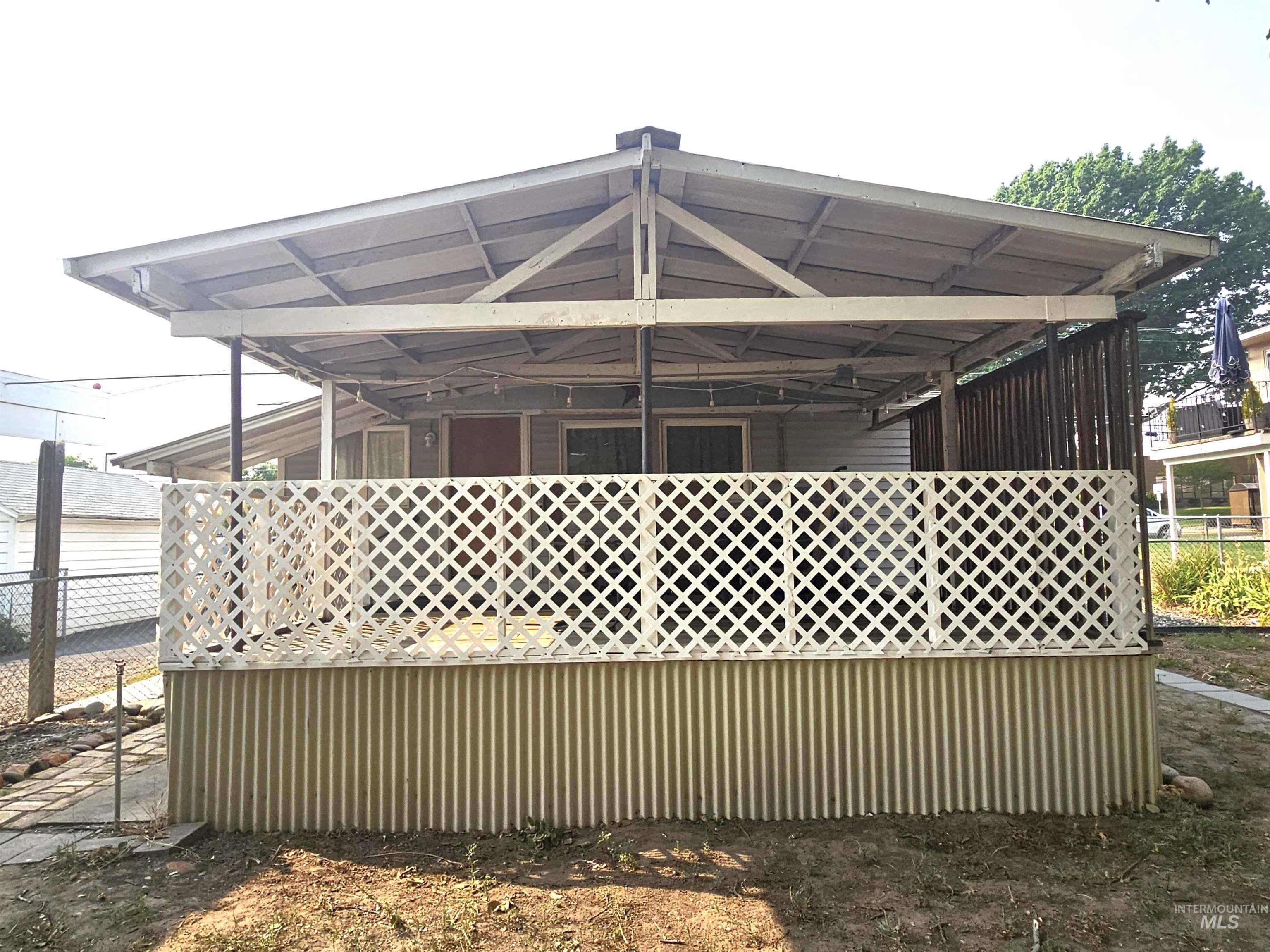 1220 Highland Property Photo 38