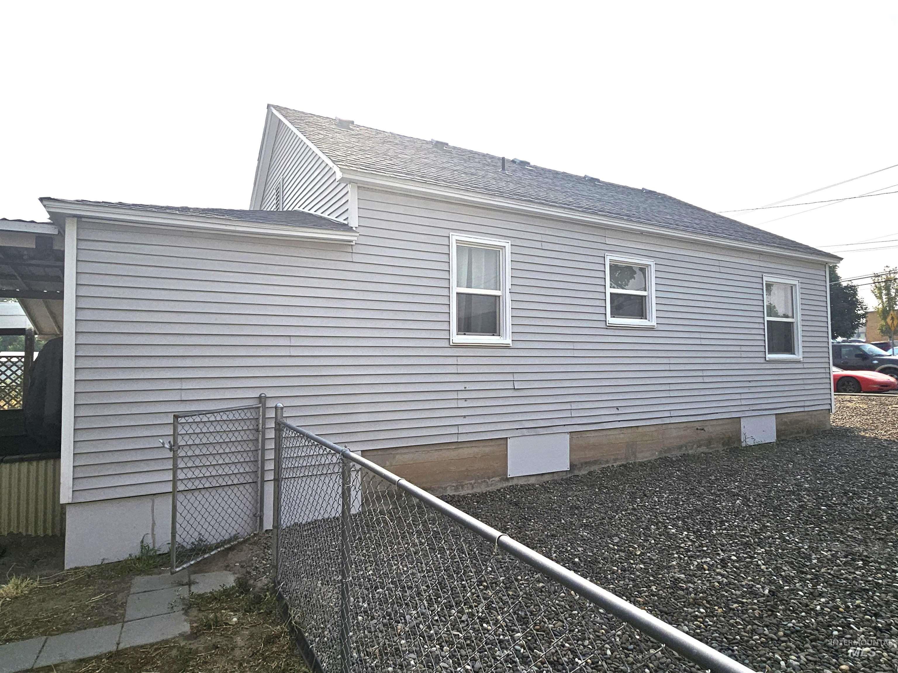 1220 Highland Property Photo 40