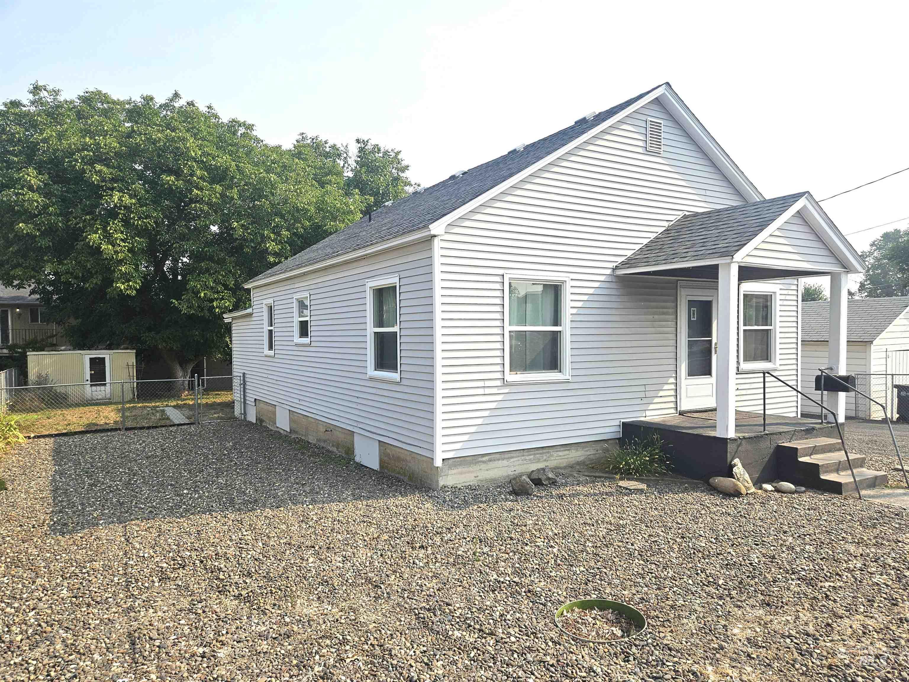 1220 Highland Property Photo 43