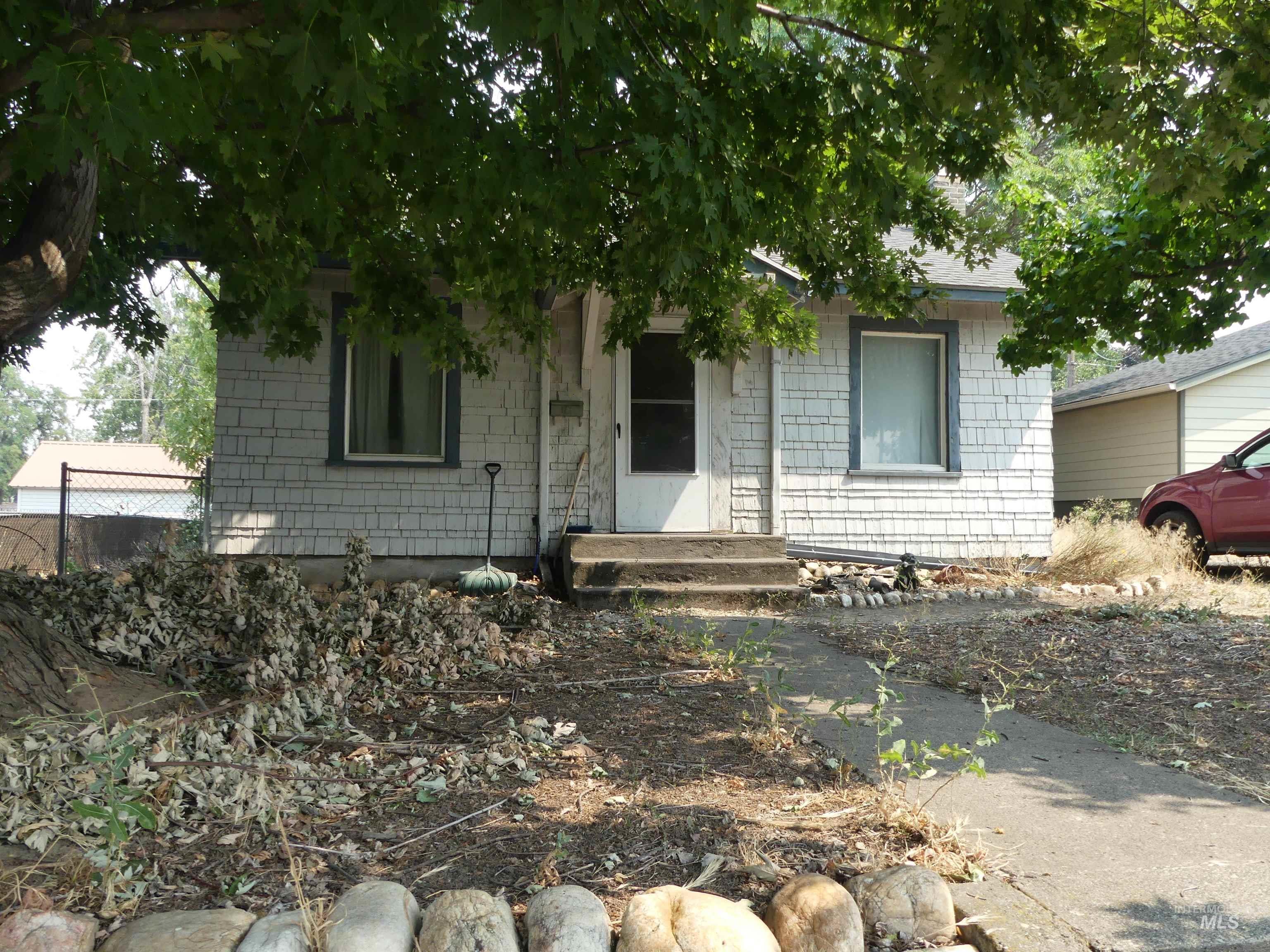 1307 17th St Property Photo 4