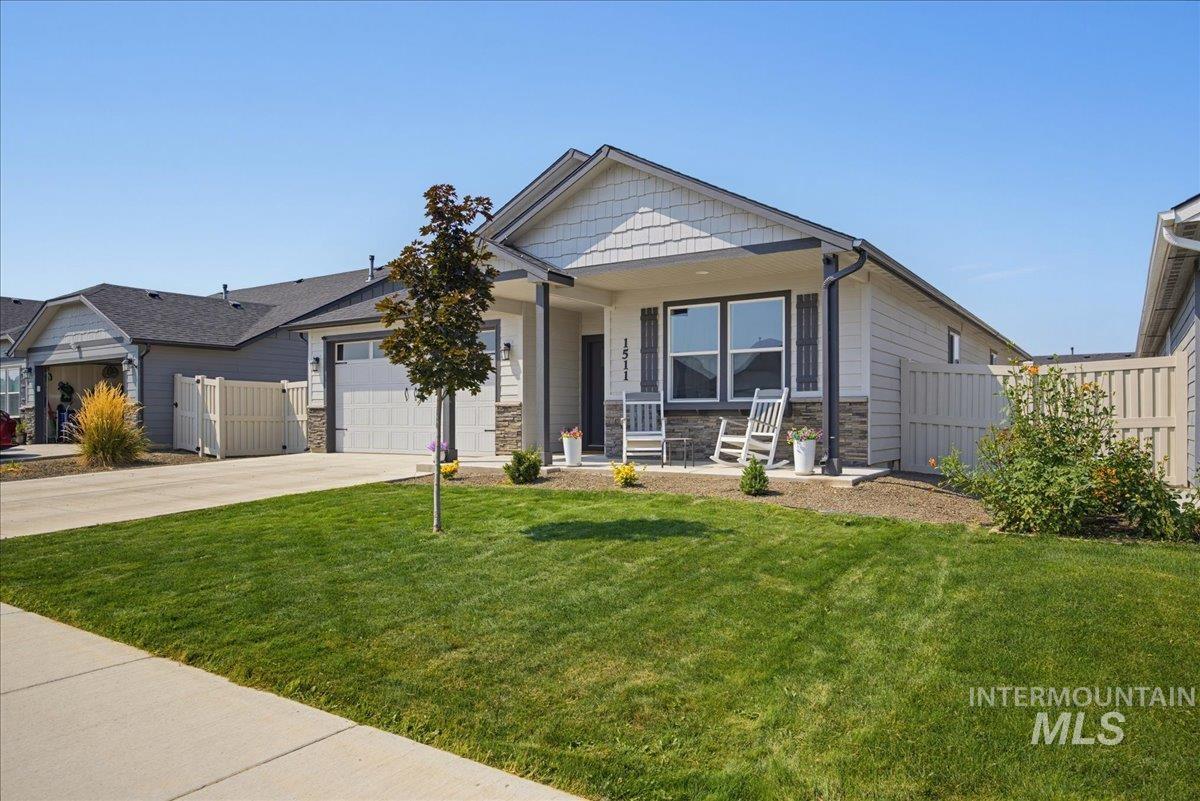 1511 Yellowstone St Property Photo 4