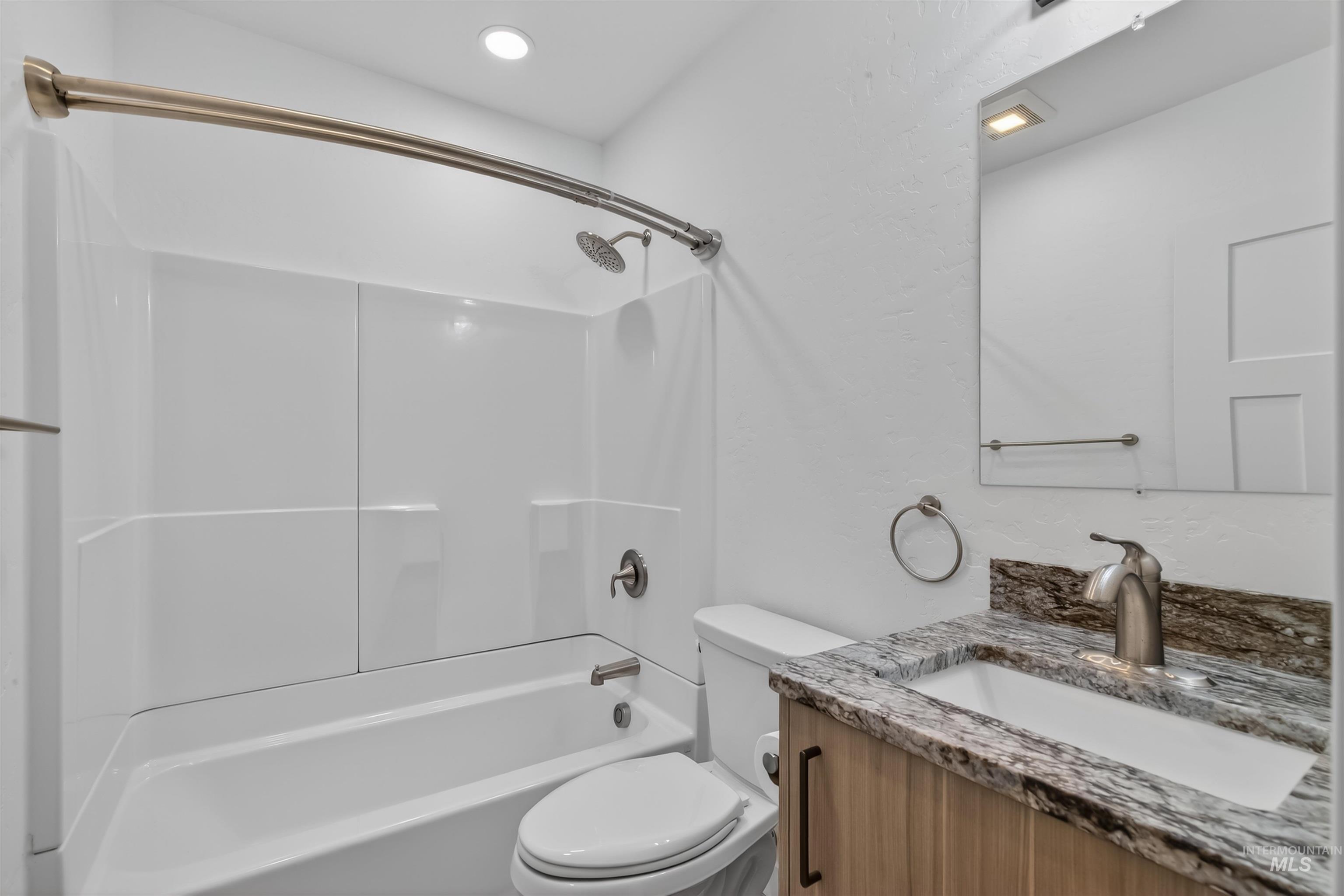 929 10th Street Property Photo 17