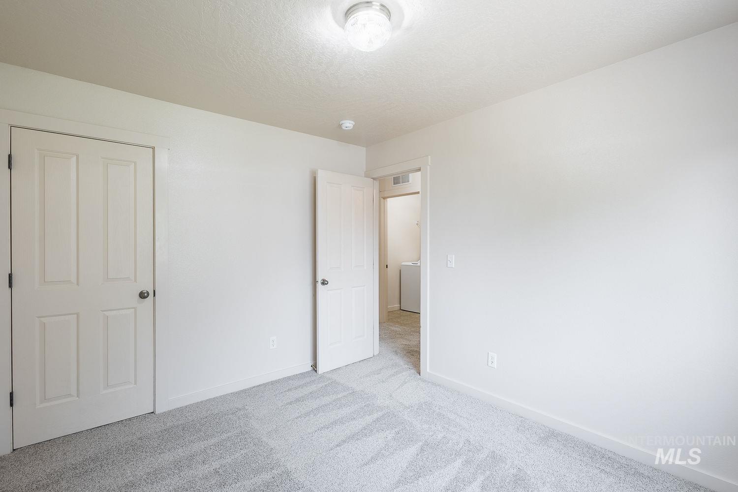 1100 S Barberry Pl Property Photo 24