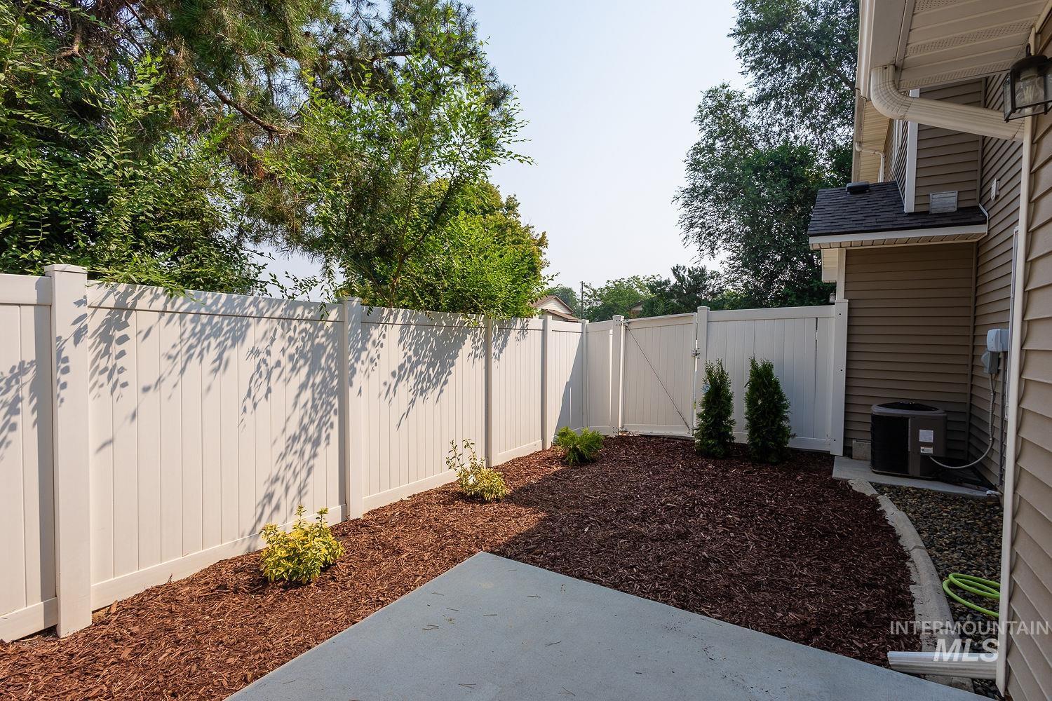 1100 S Barberry Pl Property Photo 26