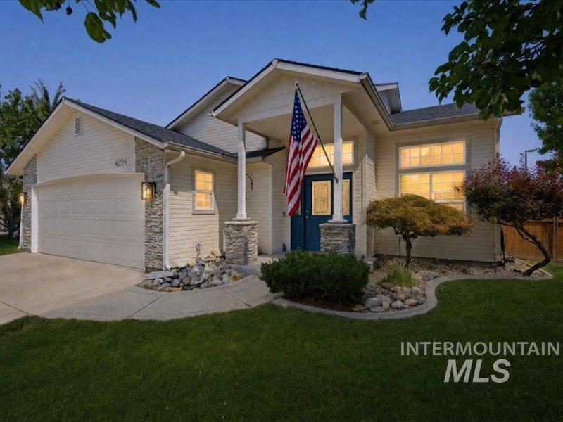 4294 E English Dr Property Photo 4