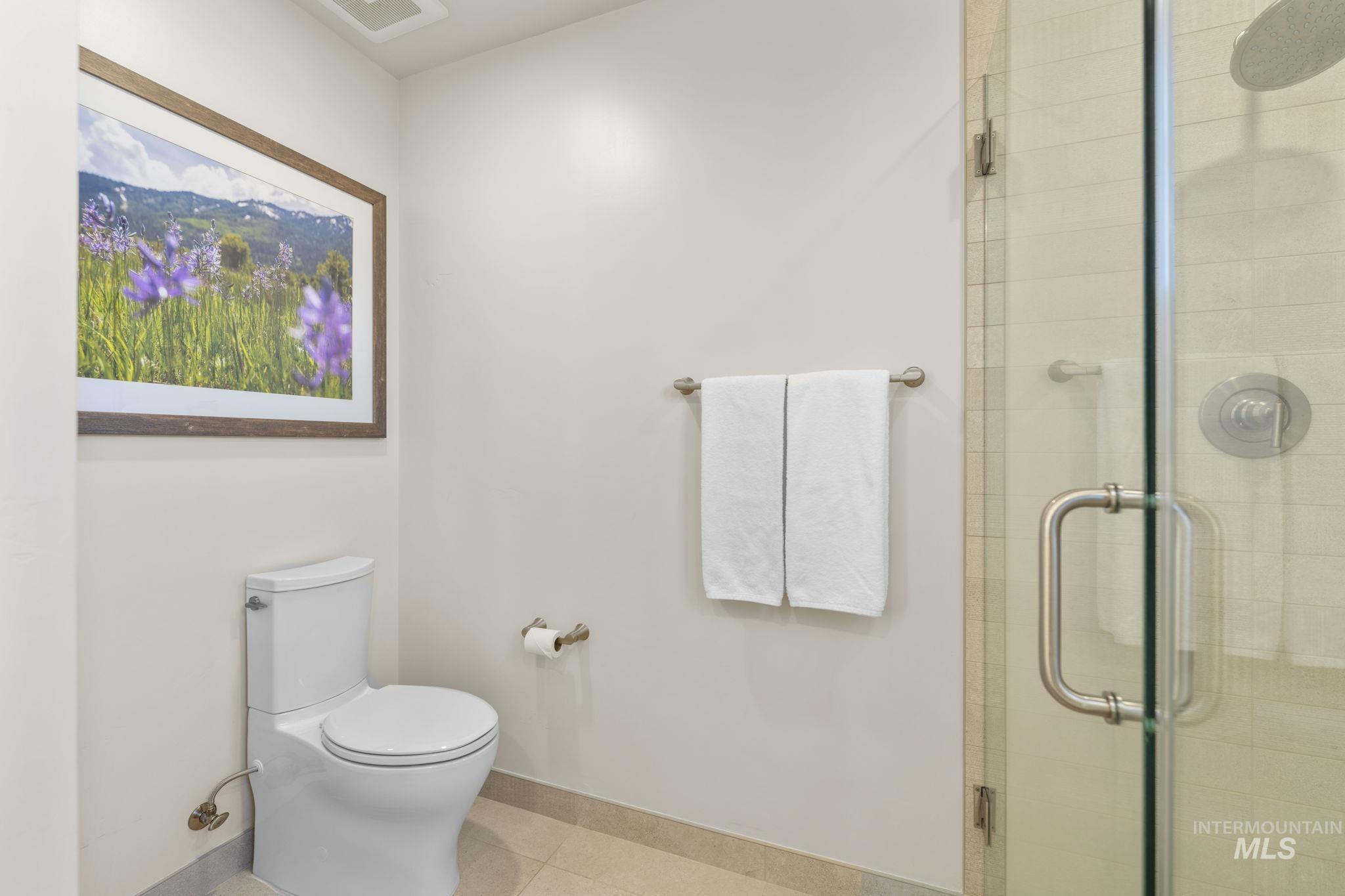 700 Village Dr. Property Photo 26