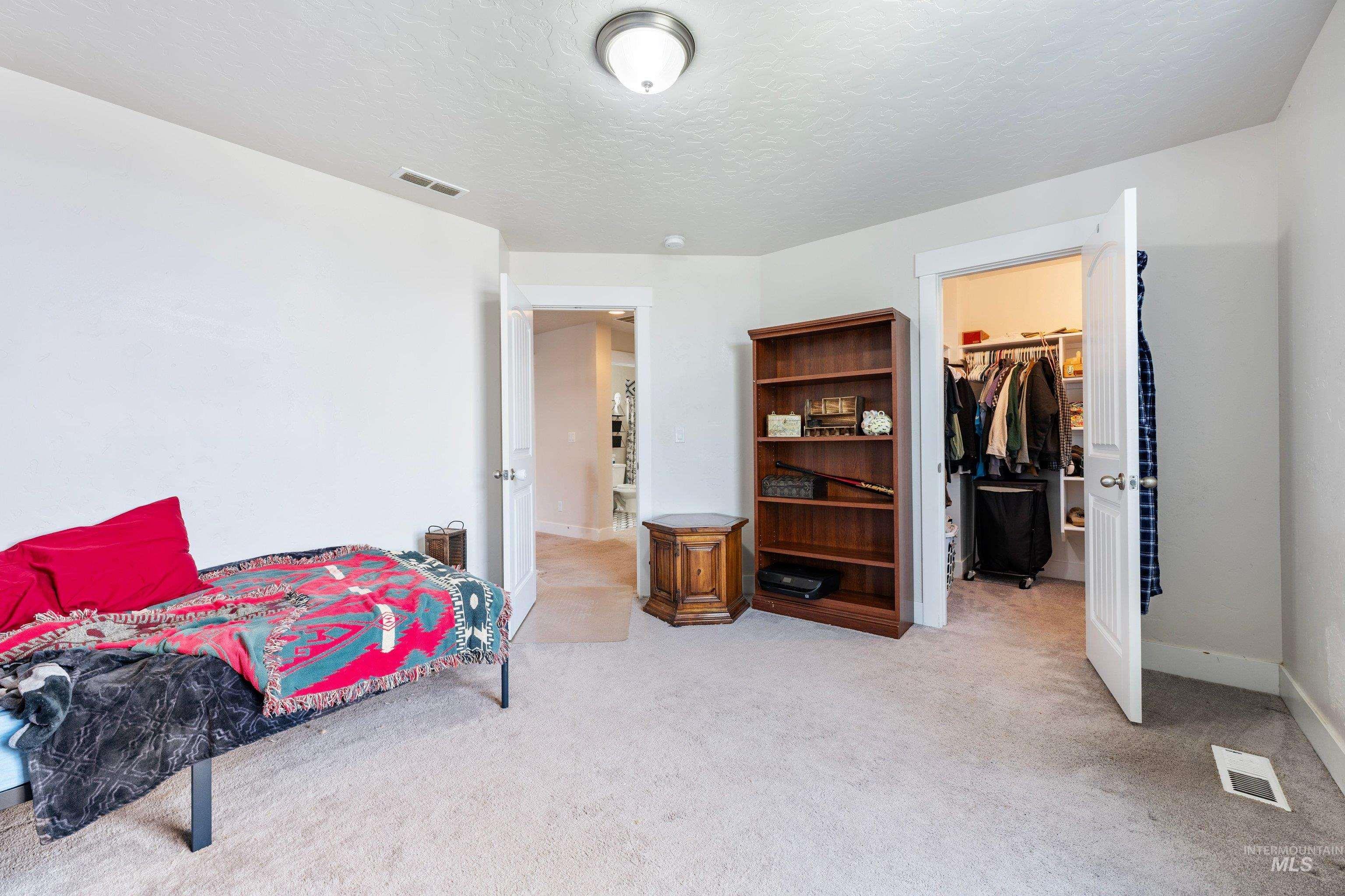 2095 N Windmill Way Property Photo 34