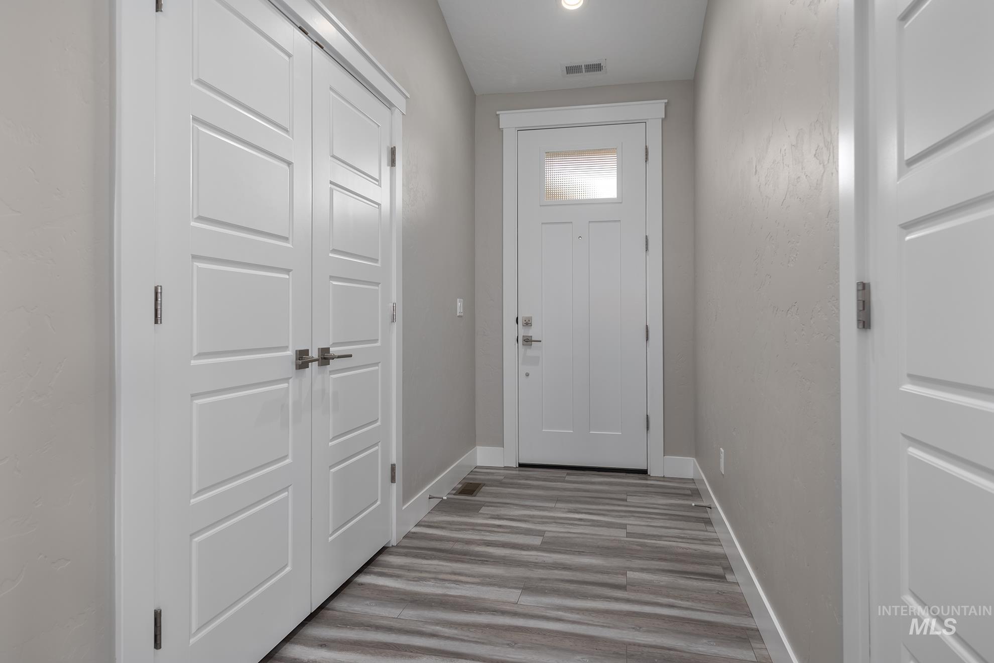 115 Grizzly Drive Property Photo 4