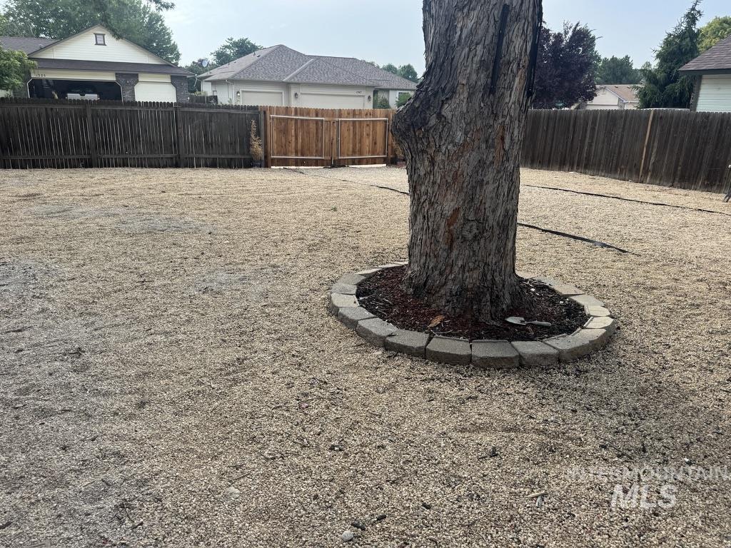1341 N Mitchell Property Photo 26