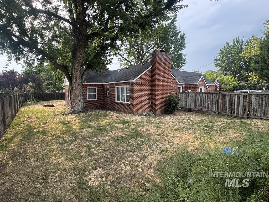 1341 N Mitchell Property Photo 27