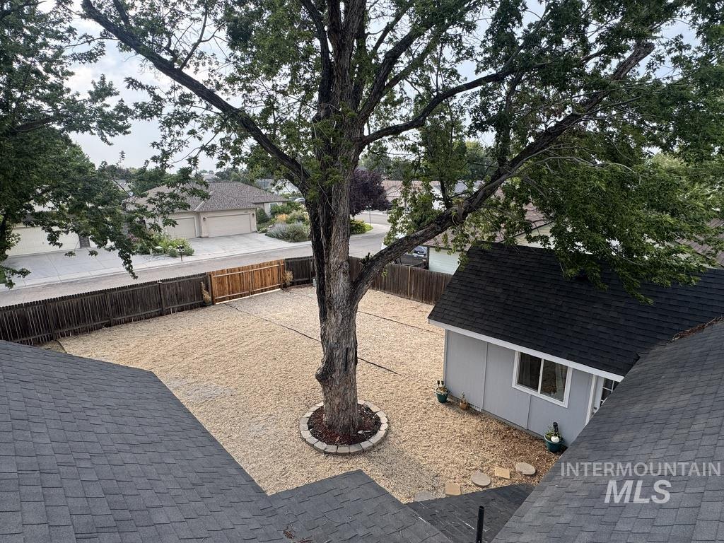 1341 N Mitchell Property Photo 28