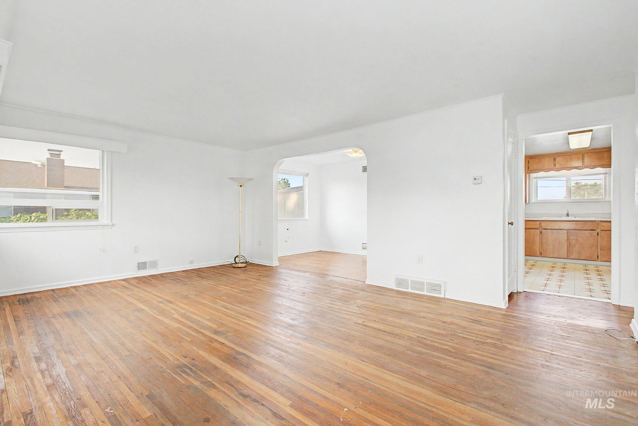 1325 7th Street Property Photo 8