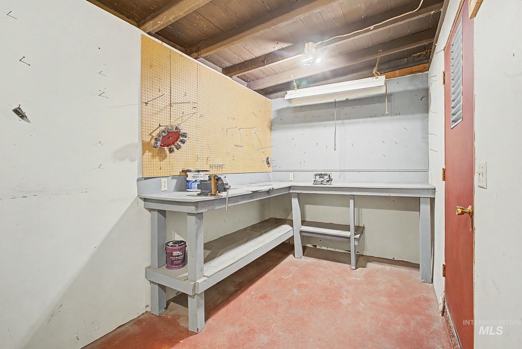1325 7th Street Property Photo 39