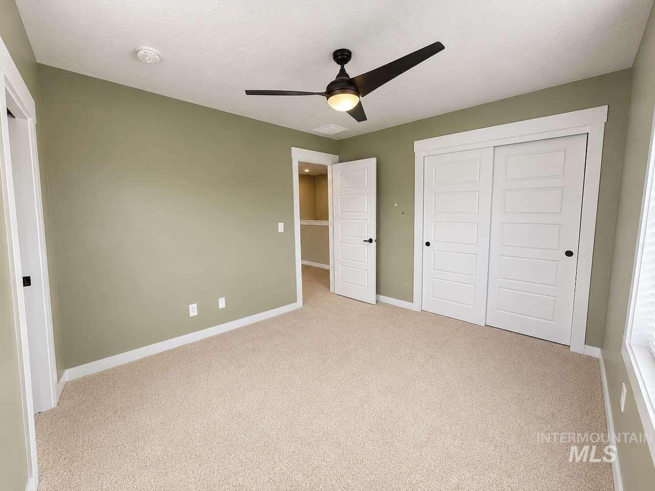 1634 S Oakland Ave Property Photo 23