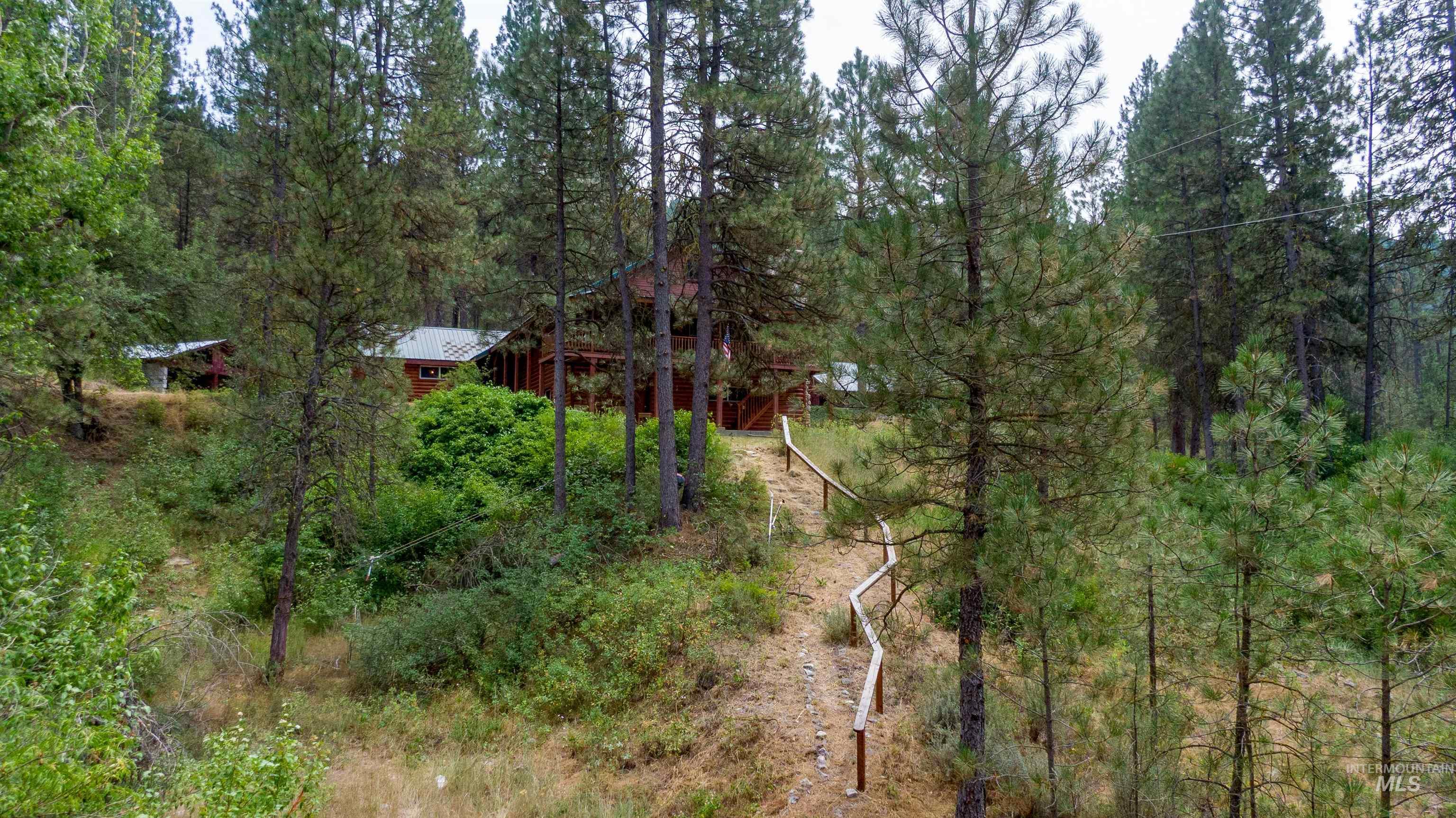3079 Hwy 21 Property Photo 2