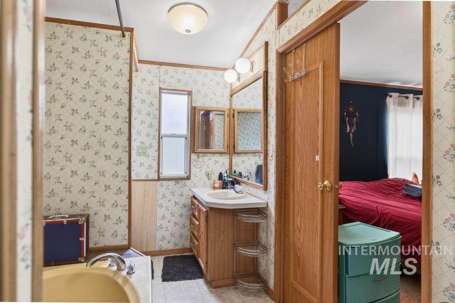 609 N Almon #3024 Property Photo 18