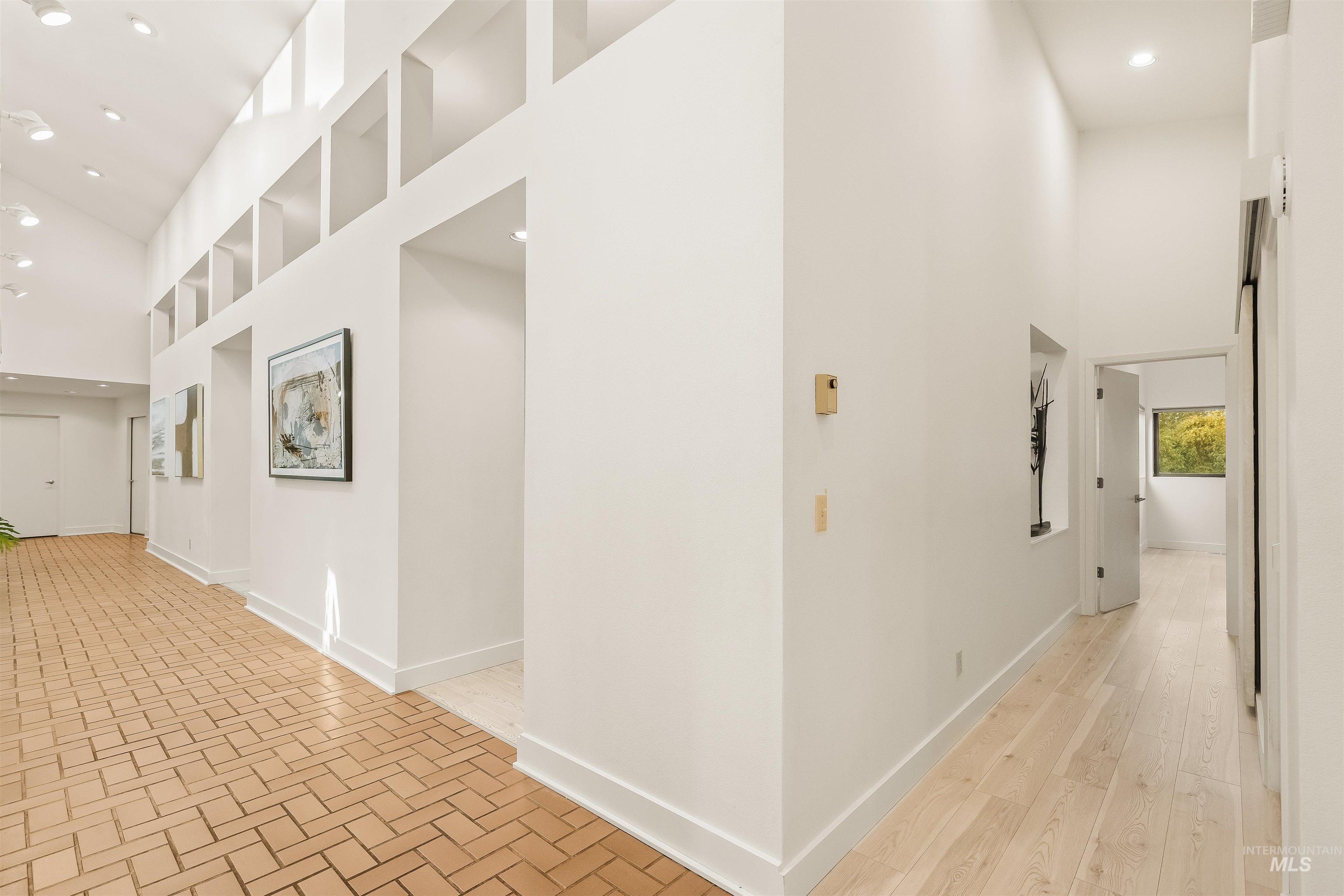 2048 Arborcrest Rd Property Photo 29