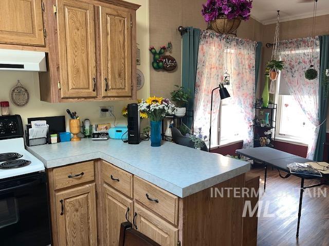 2701 N Alder Property Photo 6