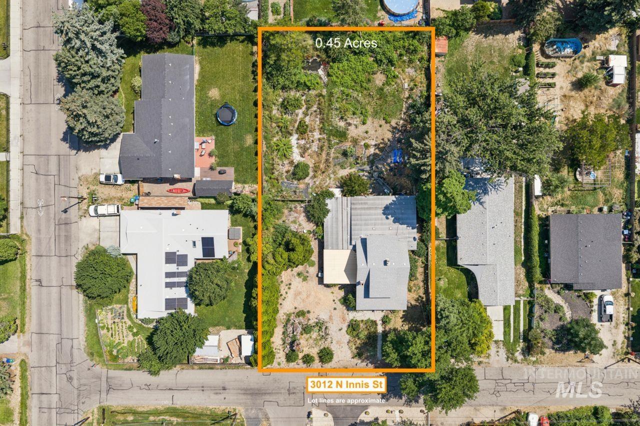 3012 N Innis St Property Photo 1