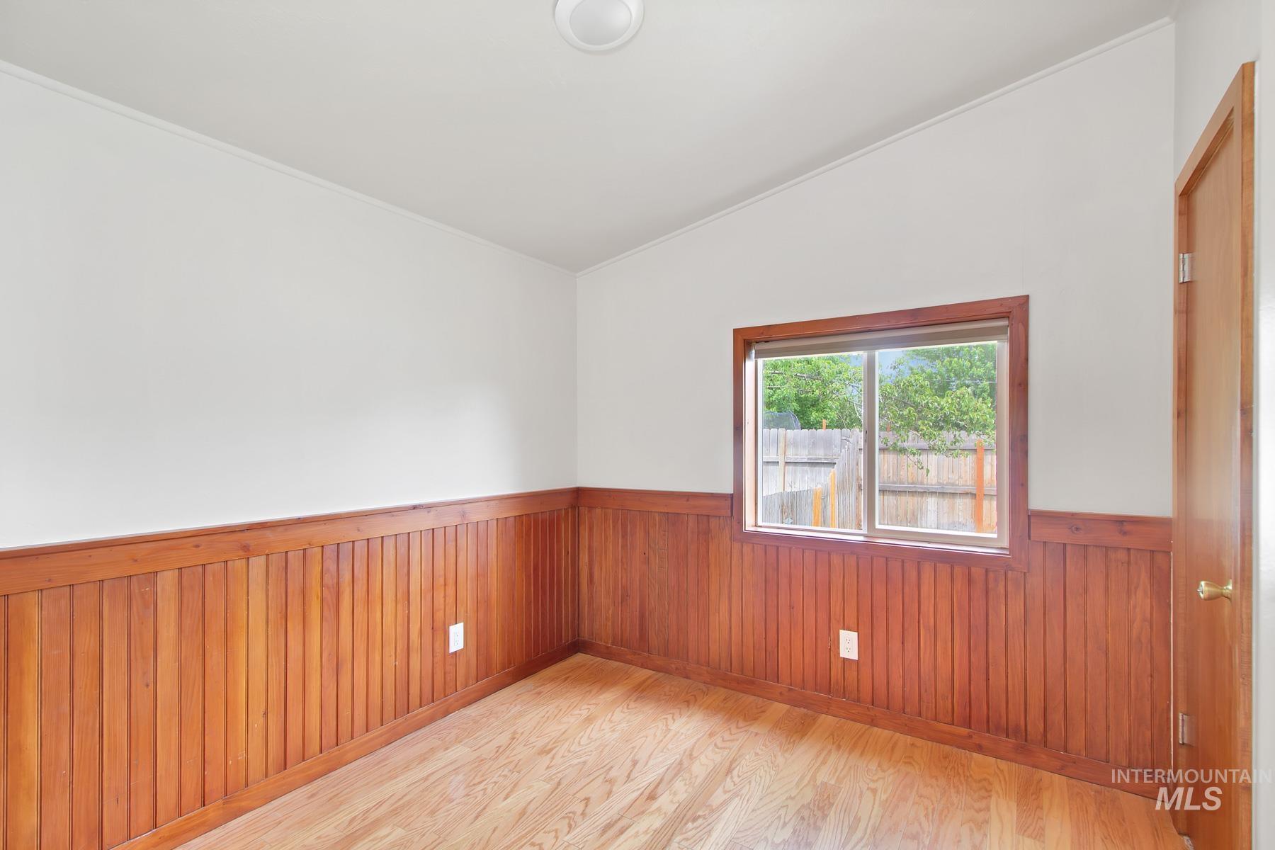 20409 S Main St Property Photo 13