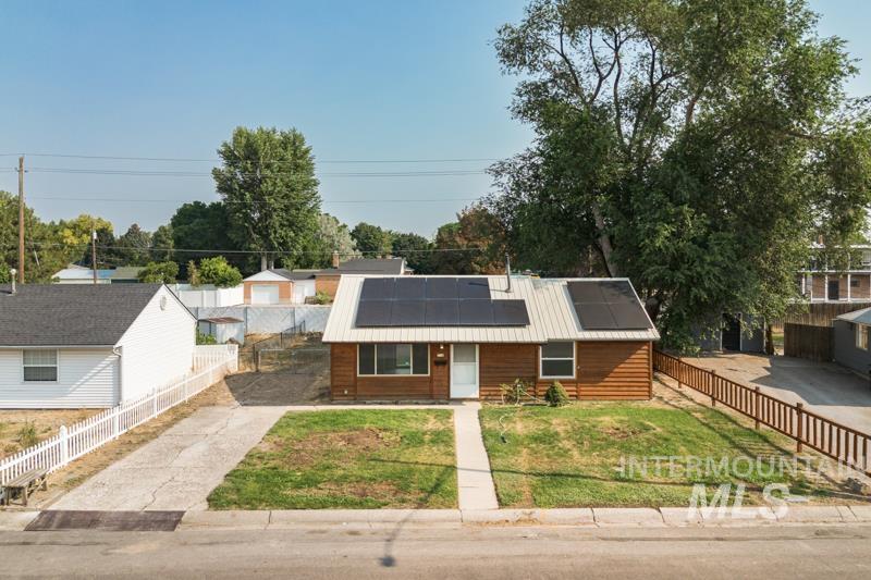 714 Myrtle St Property Photo 2