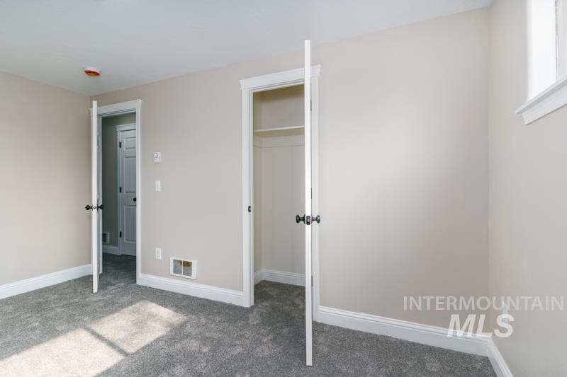 714 Myrtle St Property Photo 17
