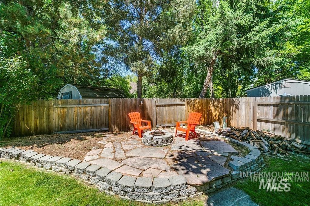 1823 N Radcliffe Way Property Photo 37