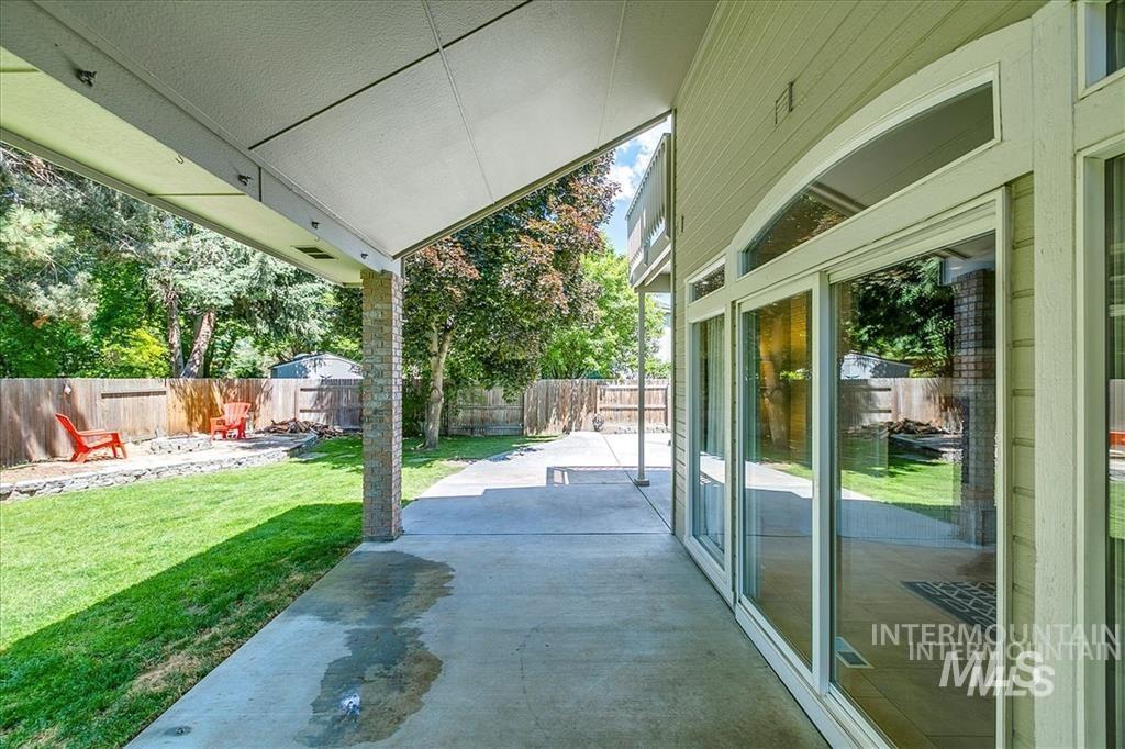 1823 N Radcliffe Way Property Photo 39
