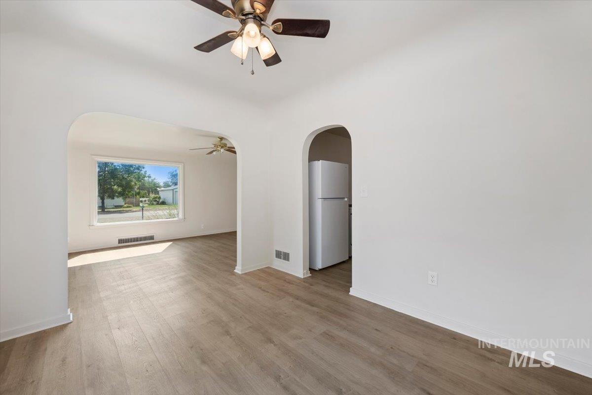 1105 Idaho St Property Photo 9