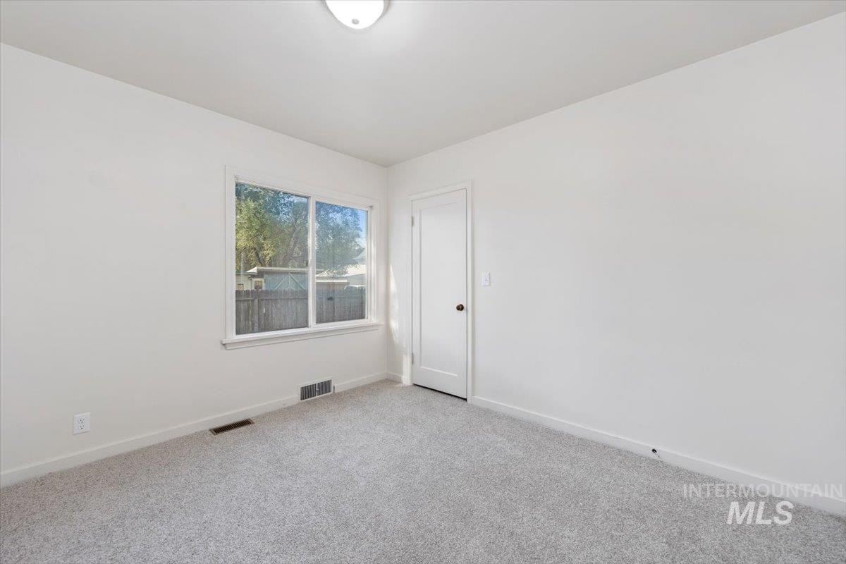 1105 Idaho St Property Photo 16