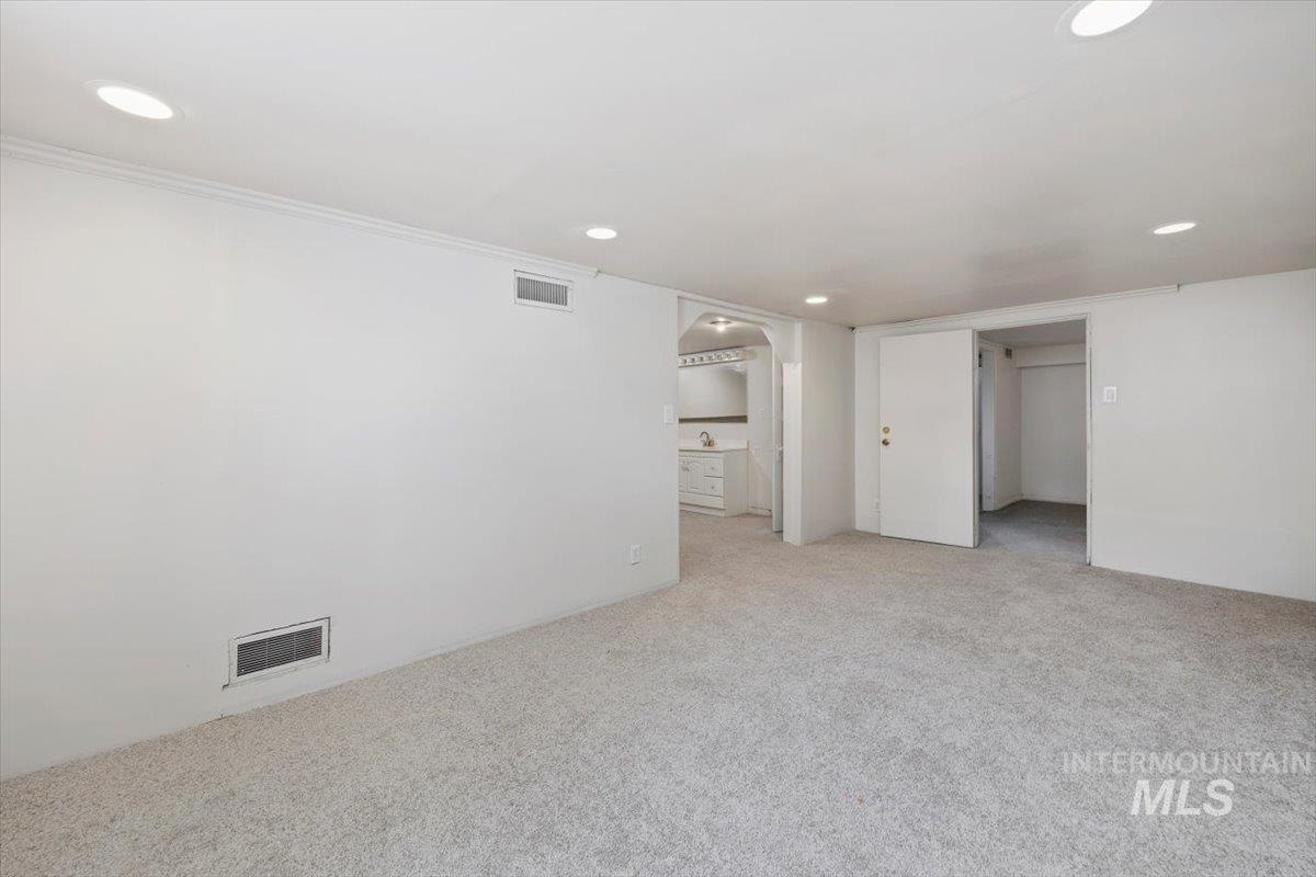 1105 Idaho St Property Photo 21