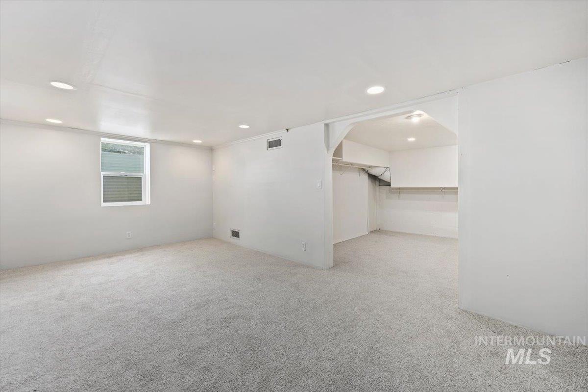 1105 Idaho St Property Photo 22