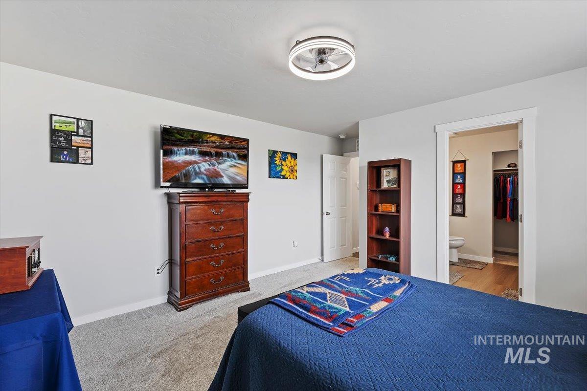 1532 N Coltsfoot Ave Property Photo 10