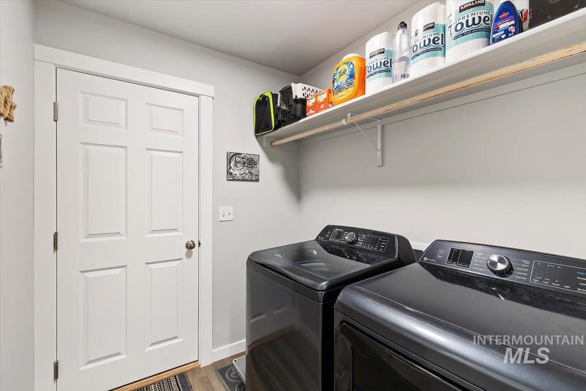 1532 N Coltsfoot Ave Property Photo 20
