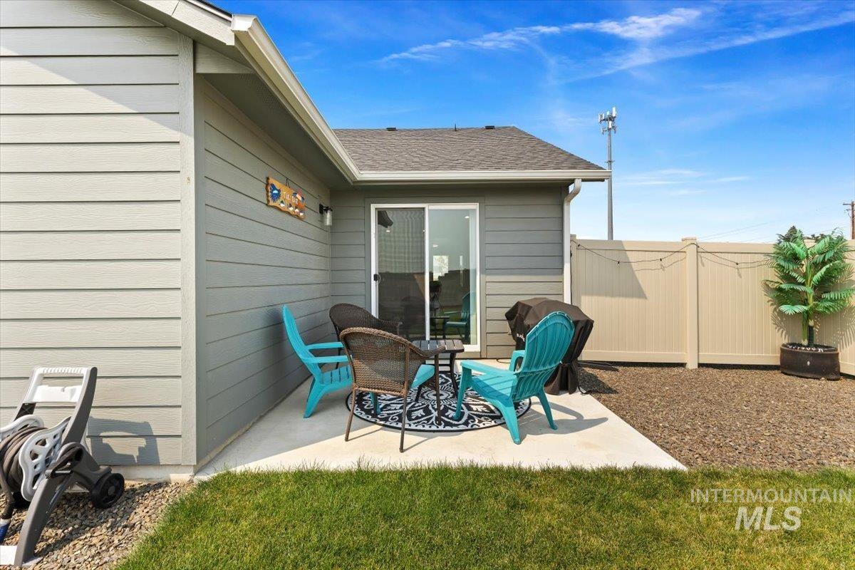 1532 N Coltsfoot Ave Property Photo 25