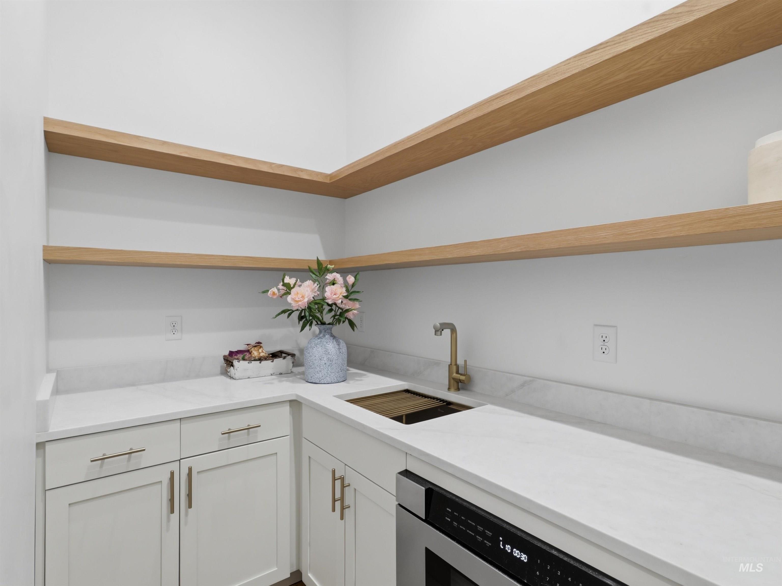 4610 N Accipiter Pl. Property Photo 15