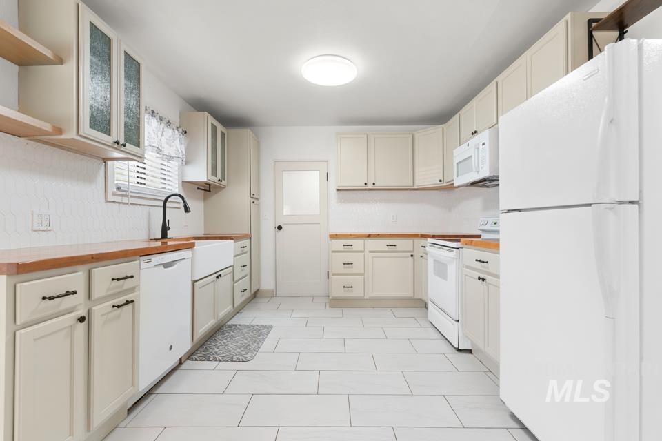 1505 1st Avenue S Property Photo 12