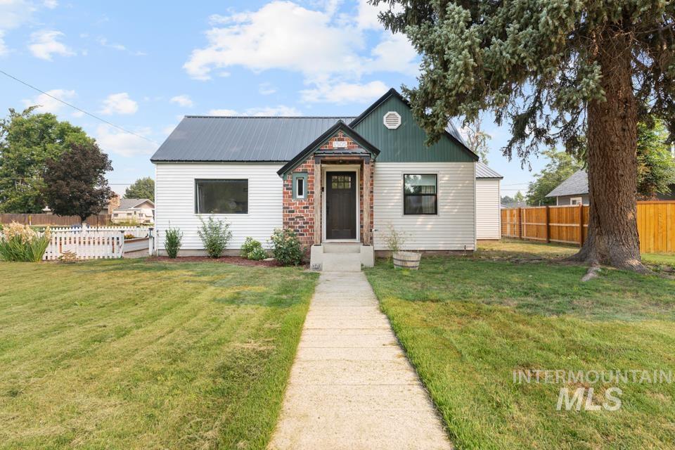 1505 1st Avenue S Property Photo 34
