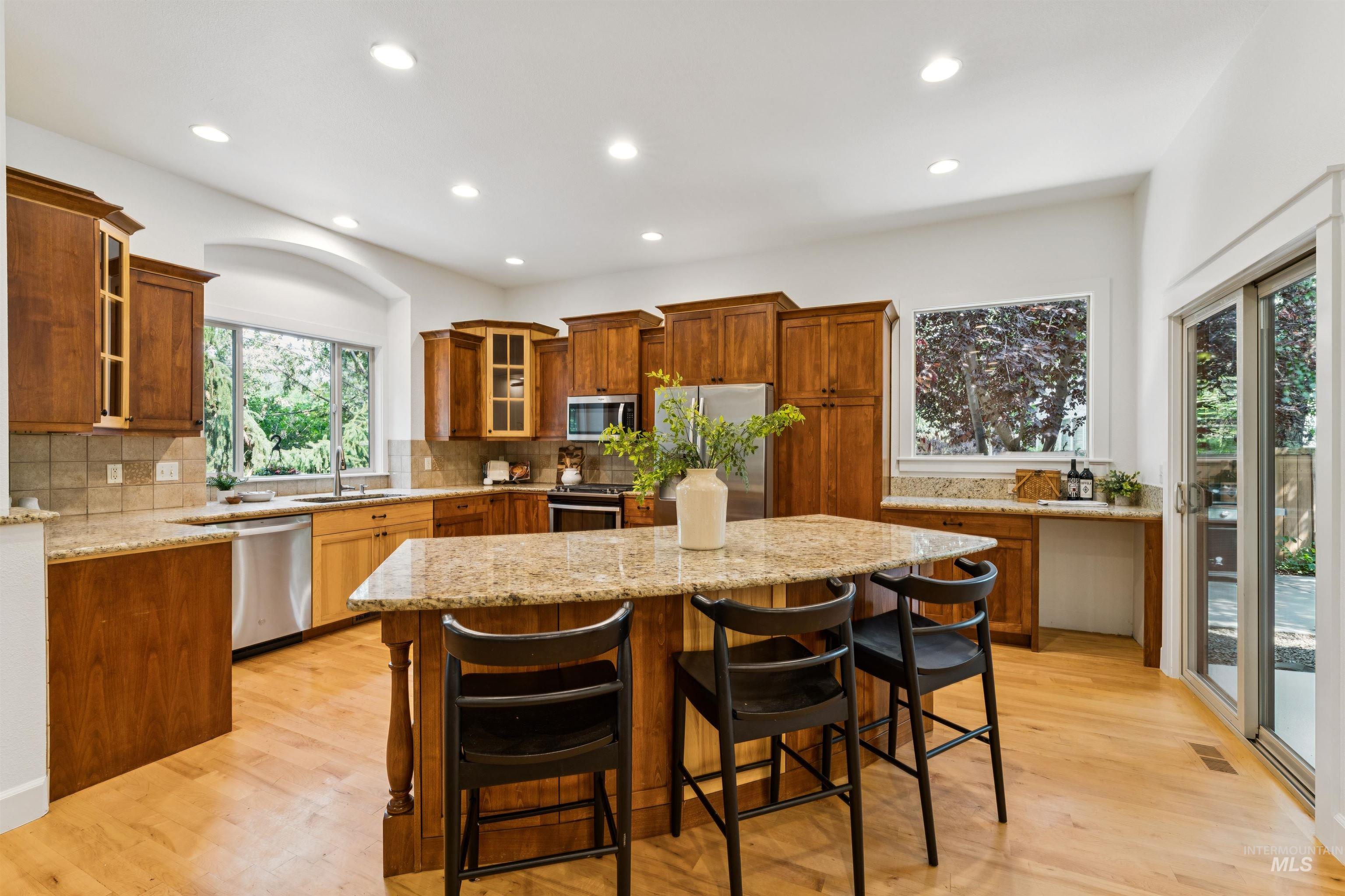 1199 N Macaile Property Photo 10