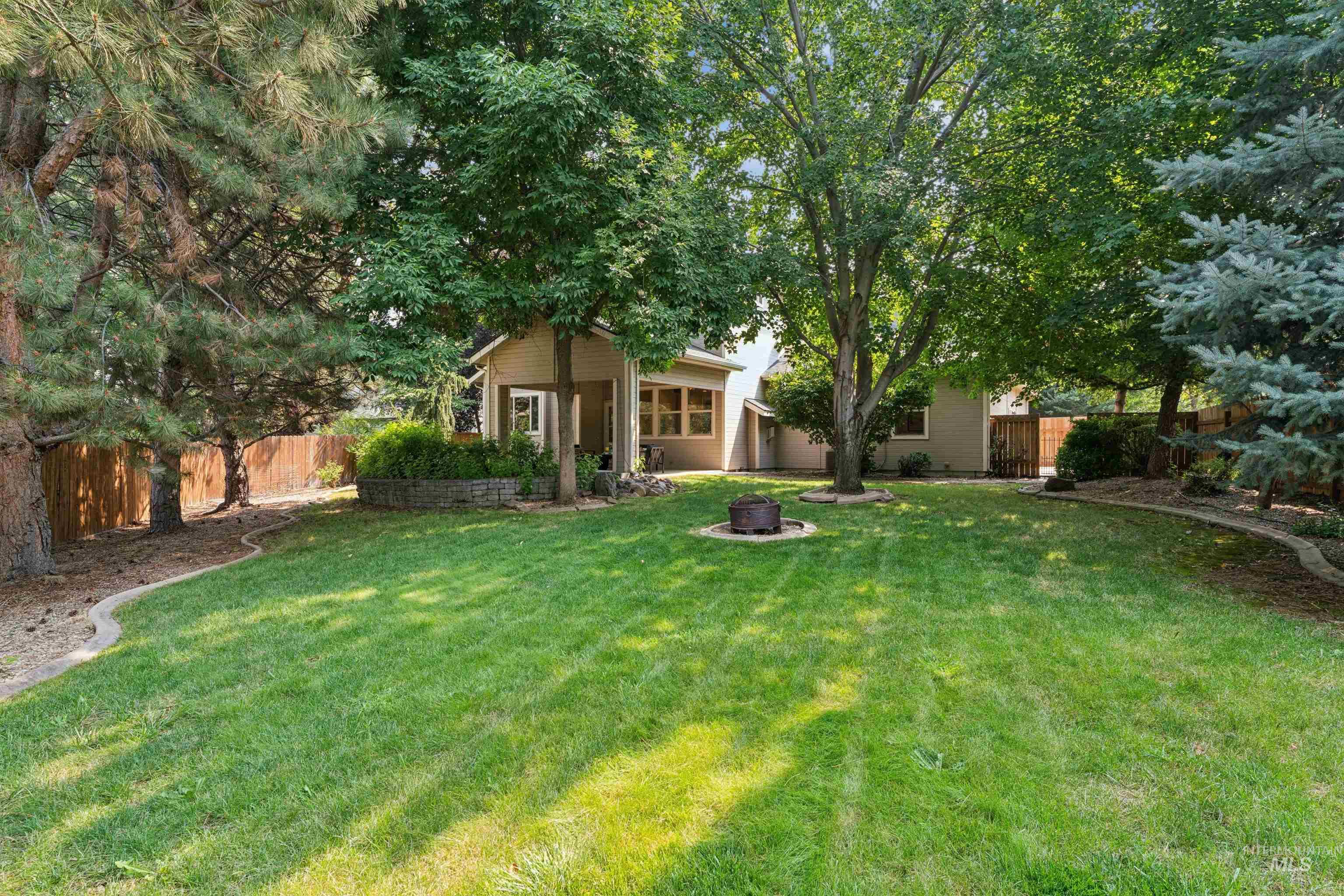 1199 N Macaile Property Photo 32