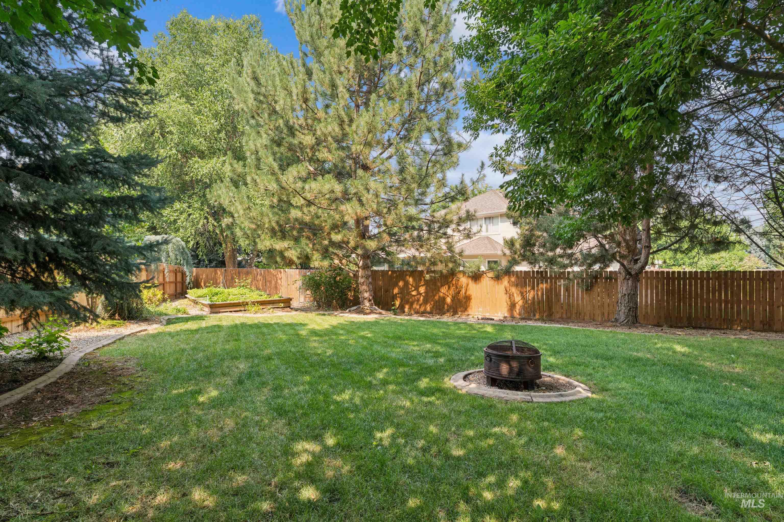 1199 N Macaile Property Photo 33