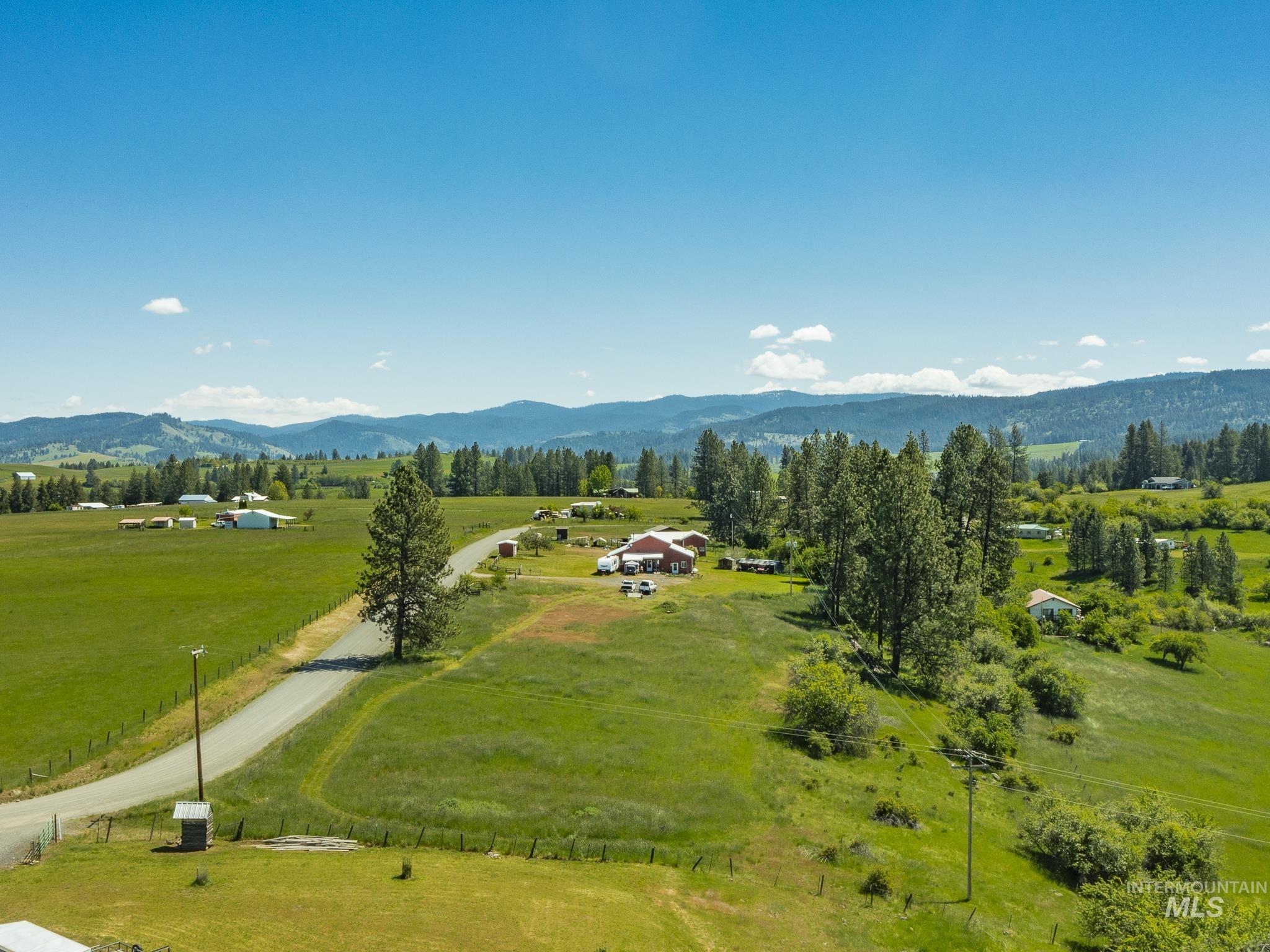 680 Pleasant Valley Road Property Photo 3