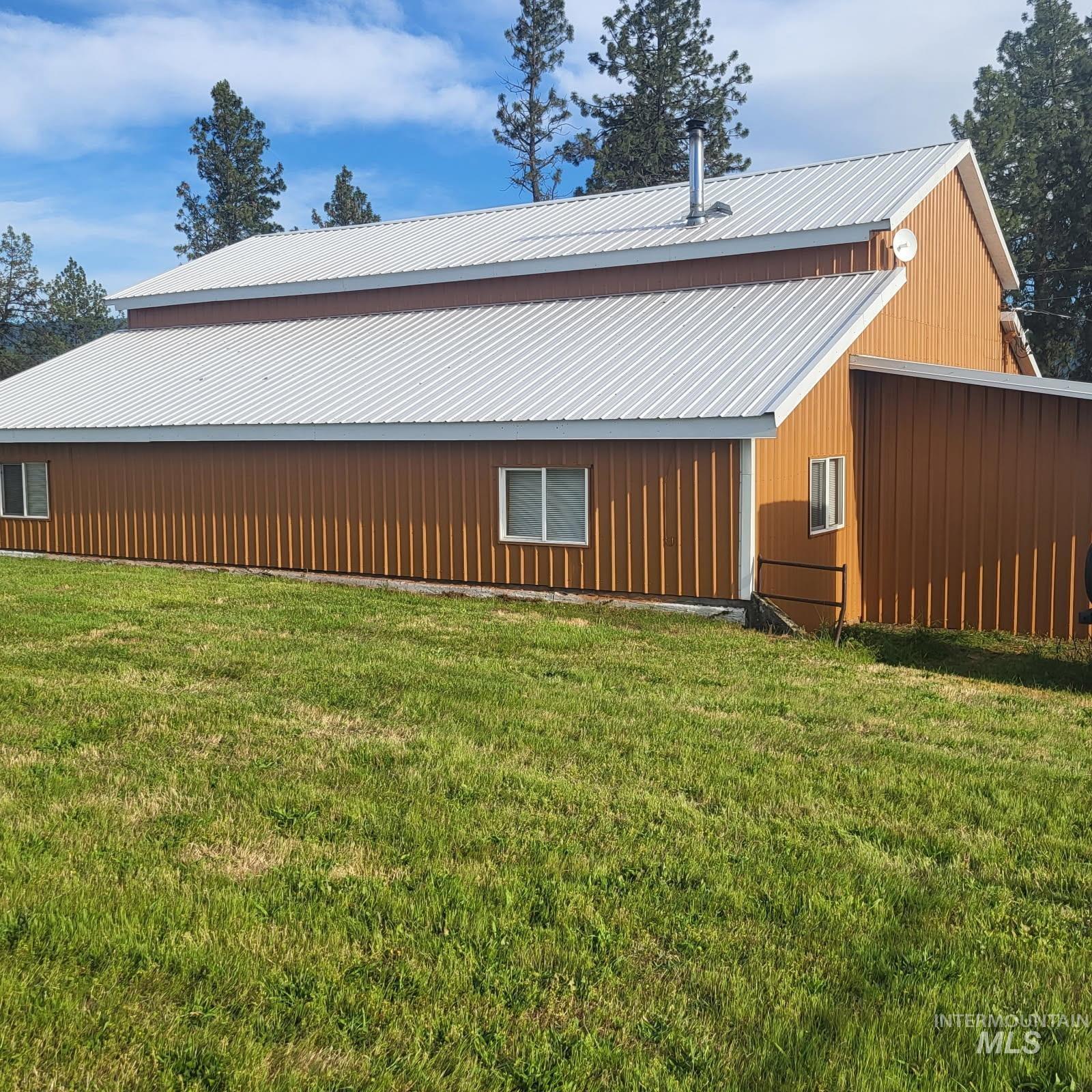 680 Pleasant Valley Road Property Photo 8
