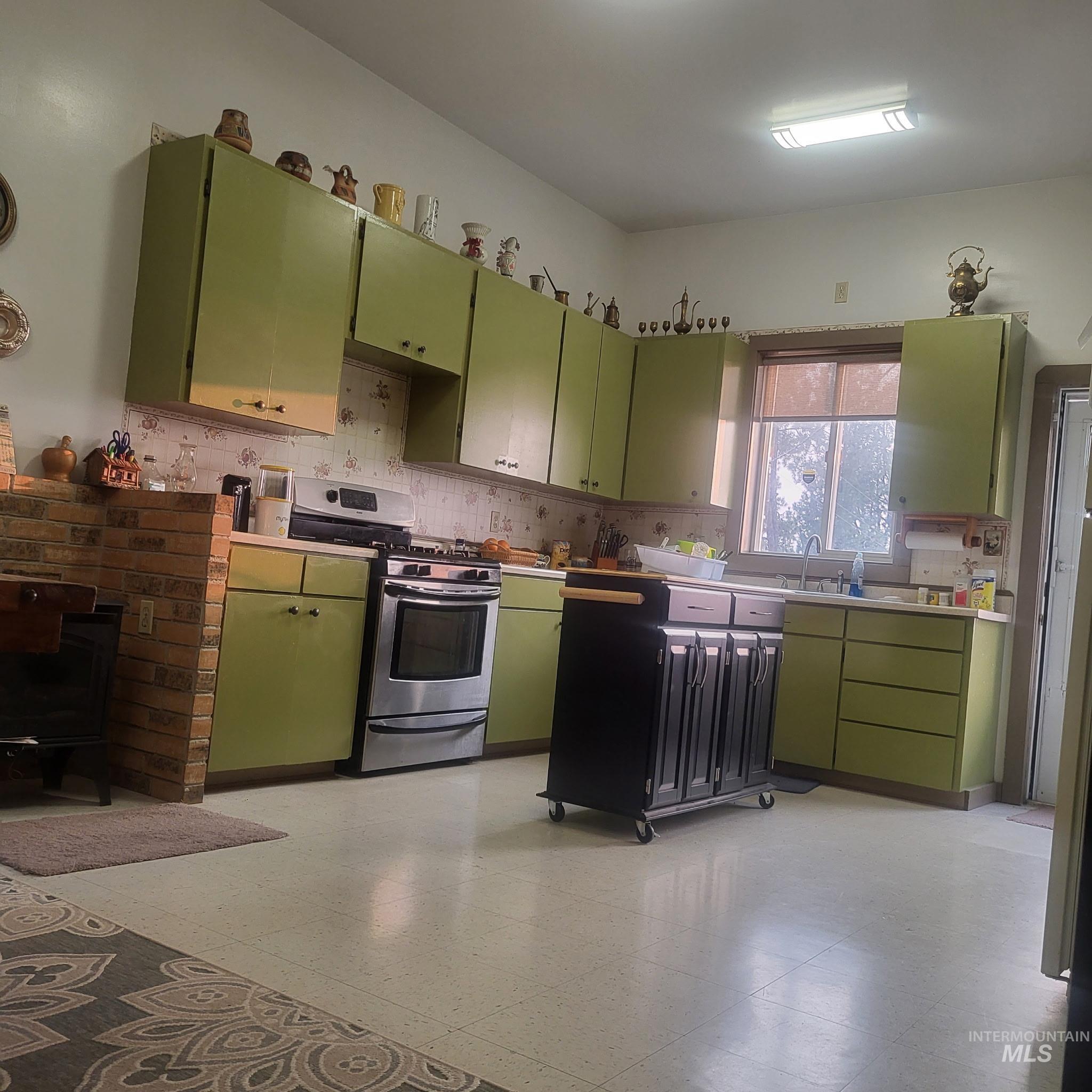 680 Pleasant Valley Road Property Photo 15